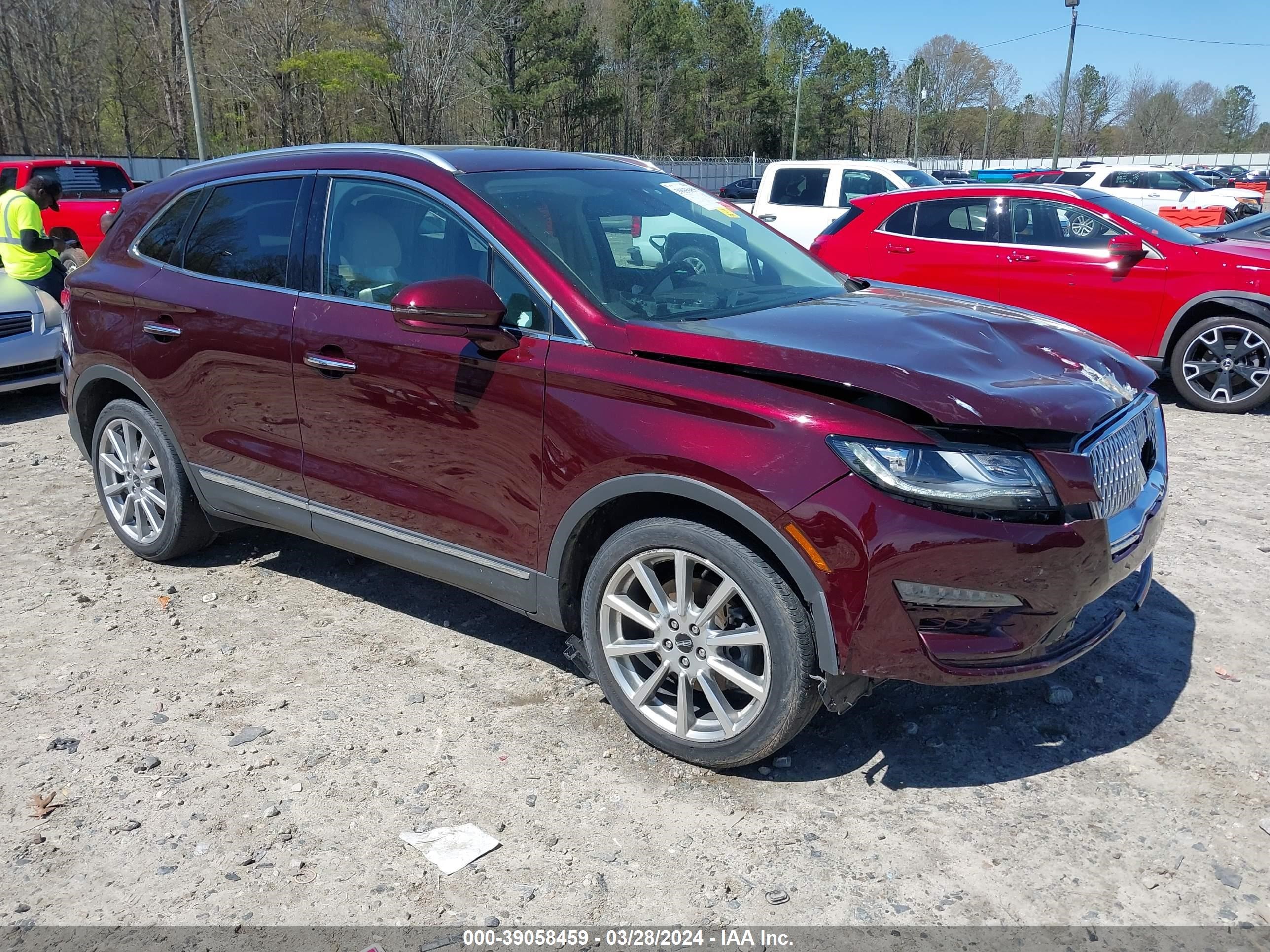 LINCOLN MKC 2019 5lmcj3c99kul08228