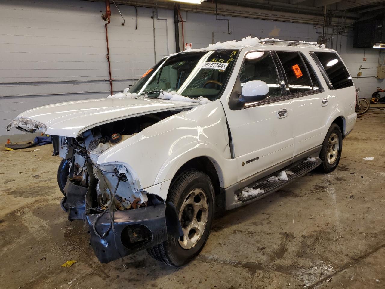 LINCOLN NAVIGATOR 2000 5lmeu27a4ylj21637