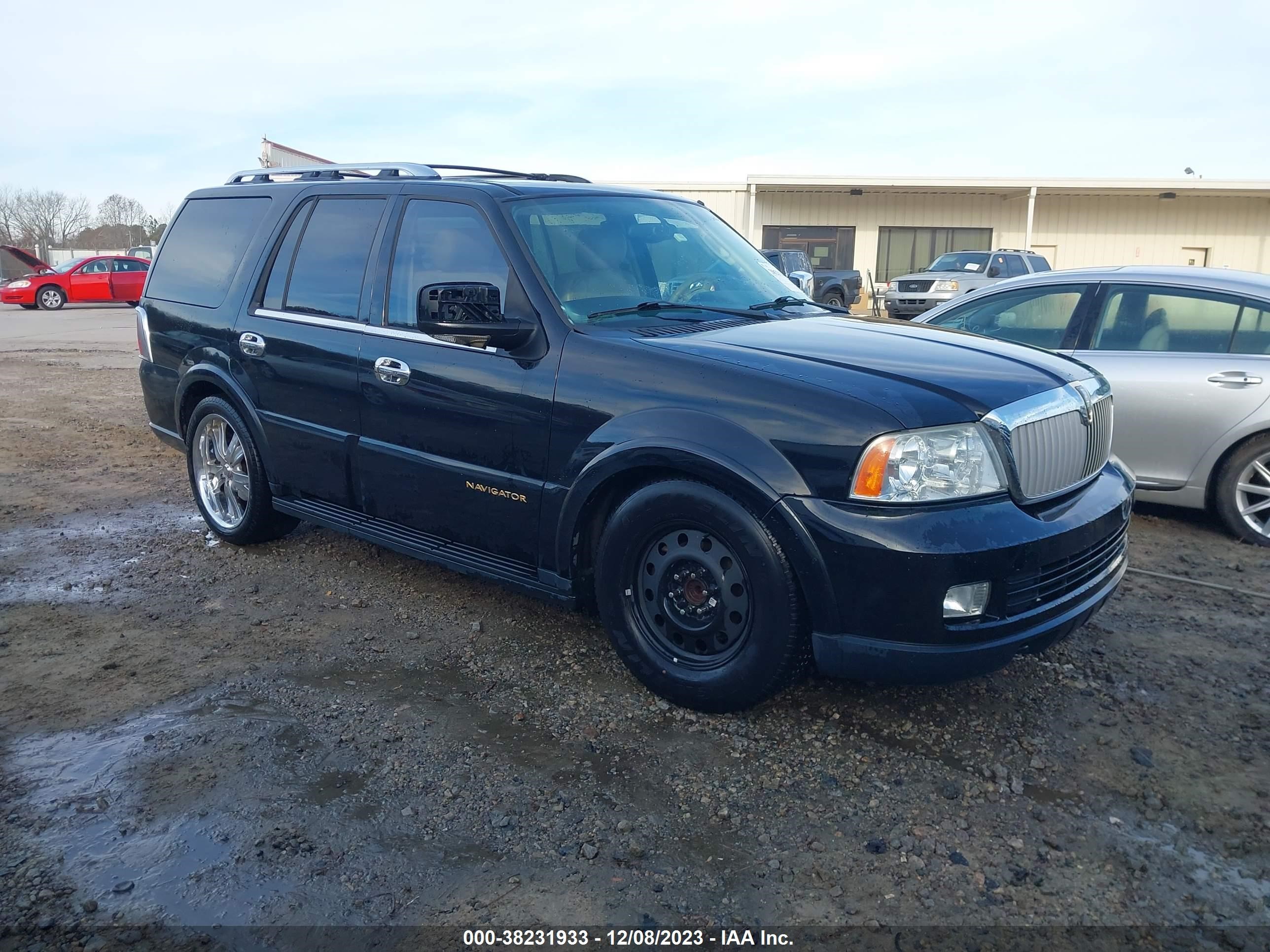 LINCOLN NAVIGATOR 2005 5lmfu27525lj10428