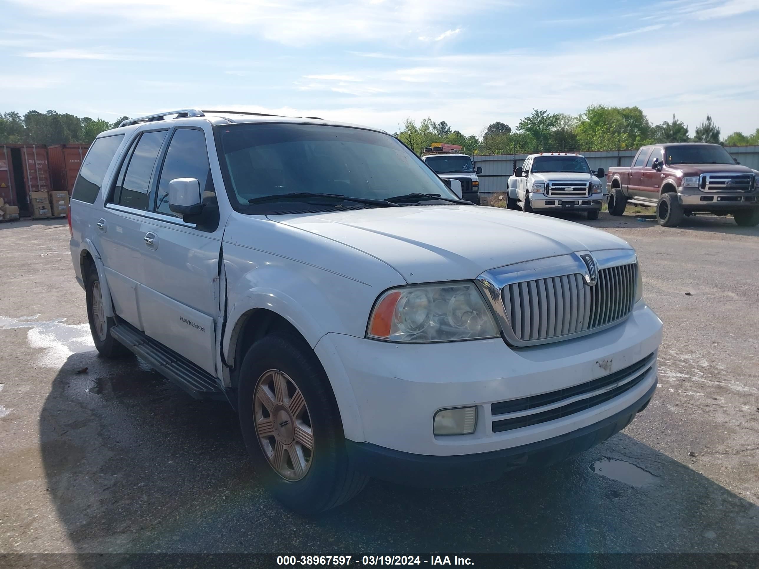 LINCOLN NAVIGATOR 2005 5lmfu27525lj17346