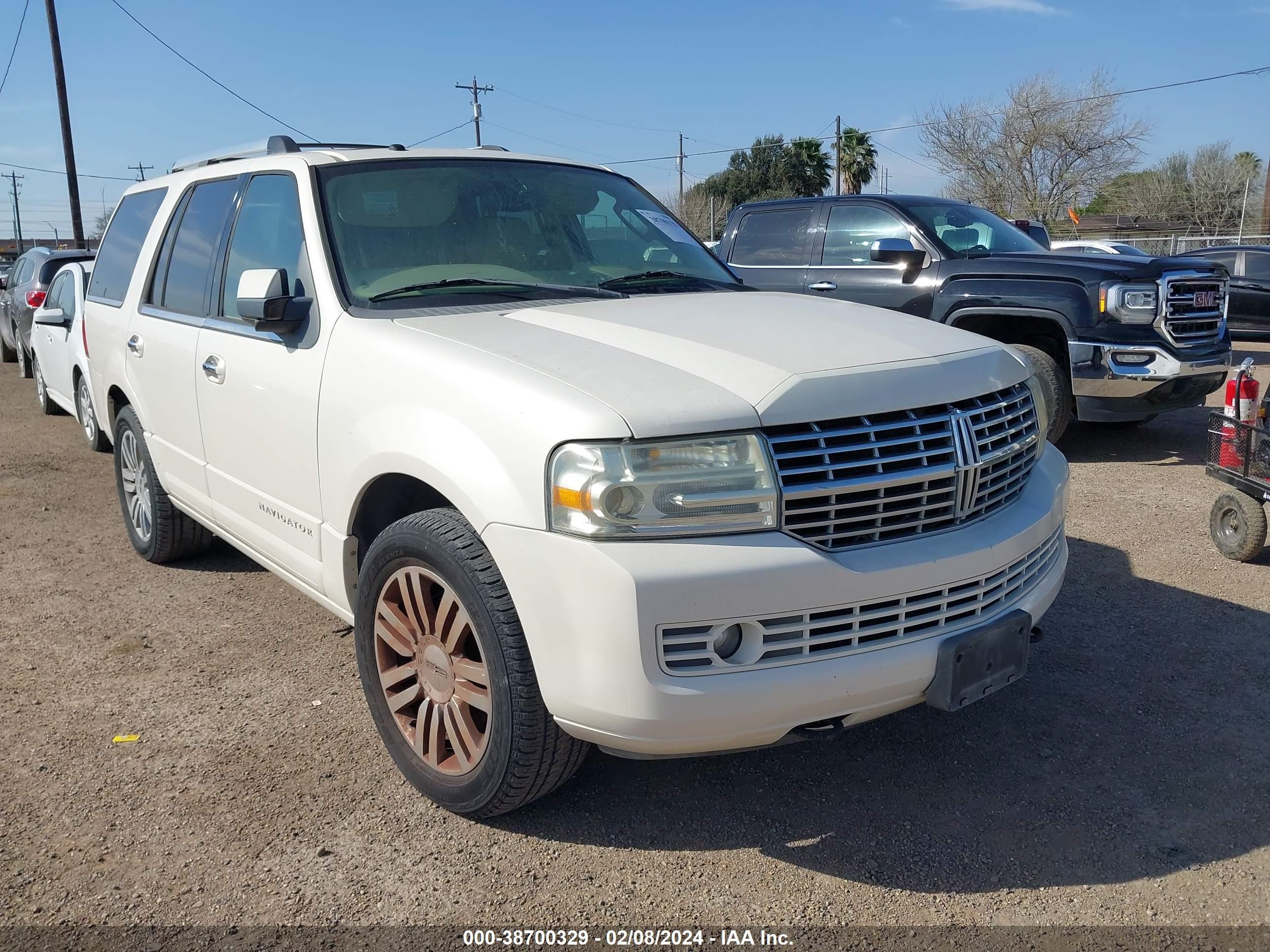 LINCOLN NAVIGATOR 2008 5lmfu27528lj13818