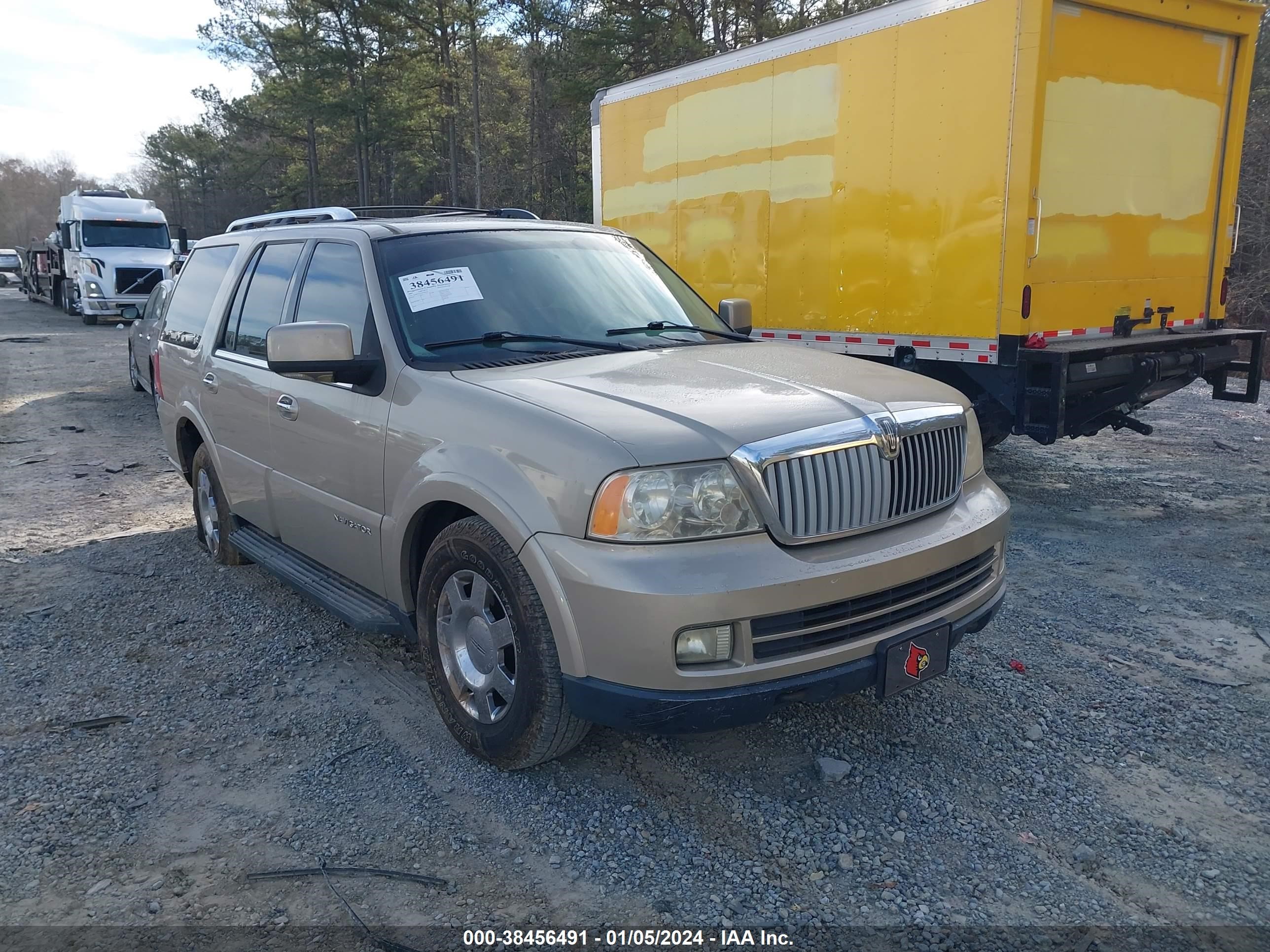 LINCOLN NAVIGATOR 2005 5lmfu27555lj08334