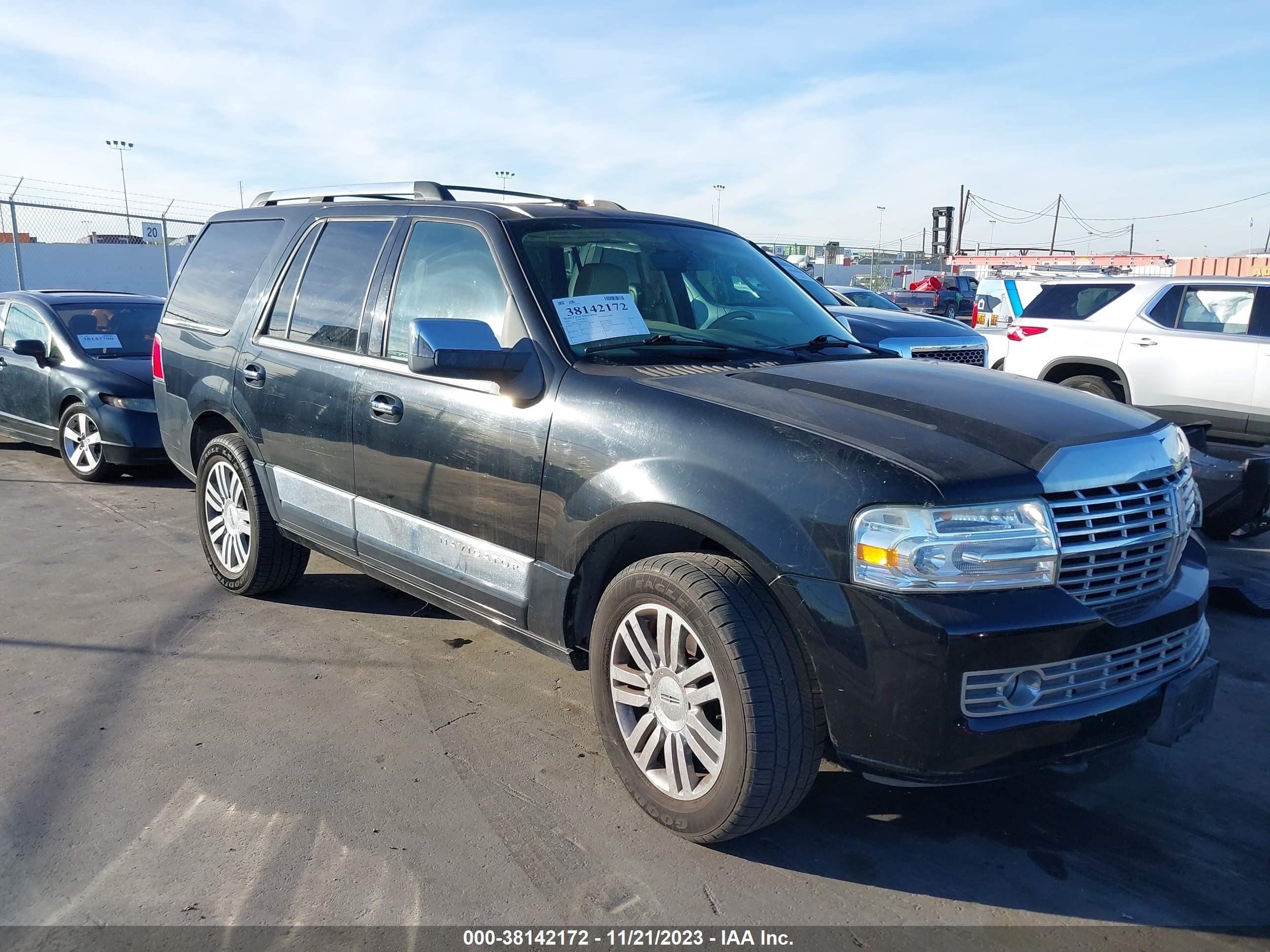 LINCOLN NAVIGATOR 2007 5lmfu27557lj14167