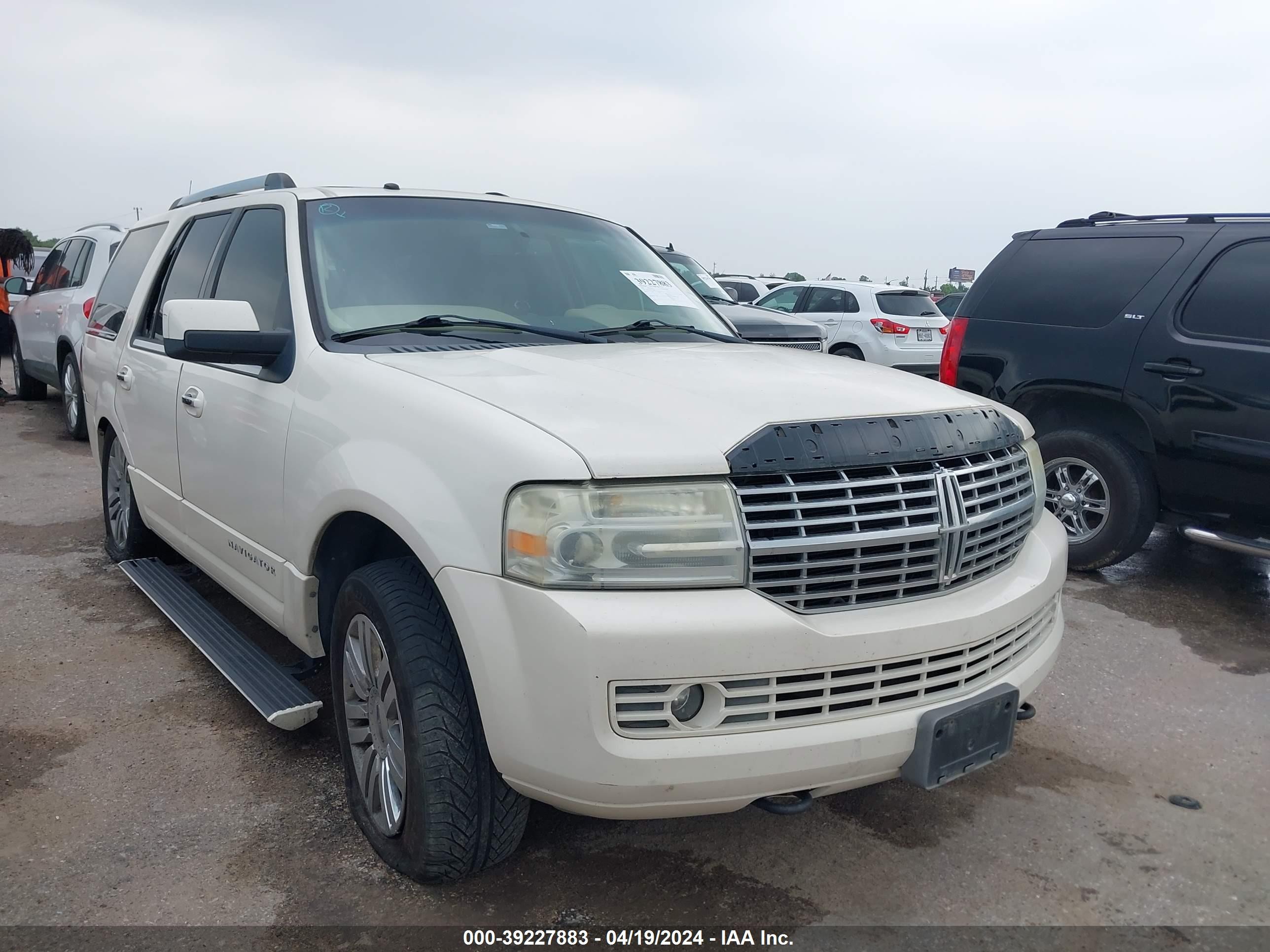 LINCOLN NAVIGATOR 2008 5lmfu27588lj13807