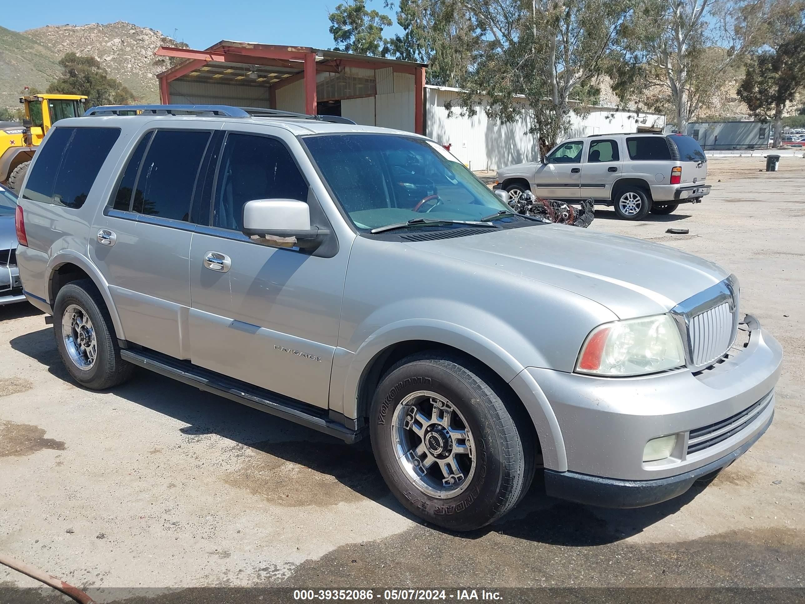 LINCOLN NAVIGATOR 2006 5lmfu275x6lj03695