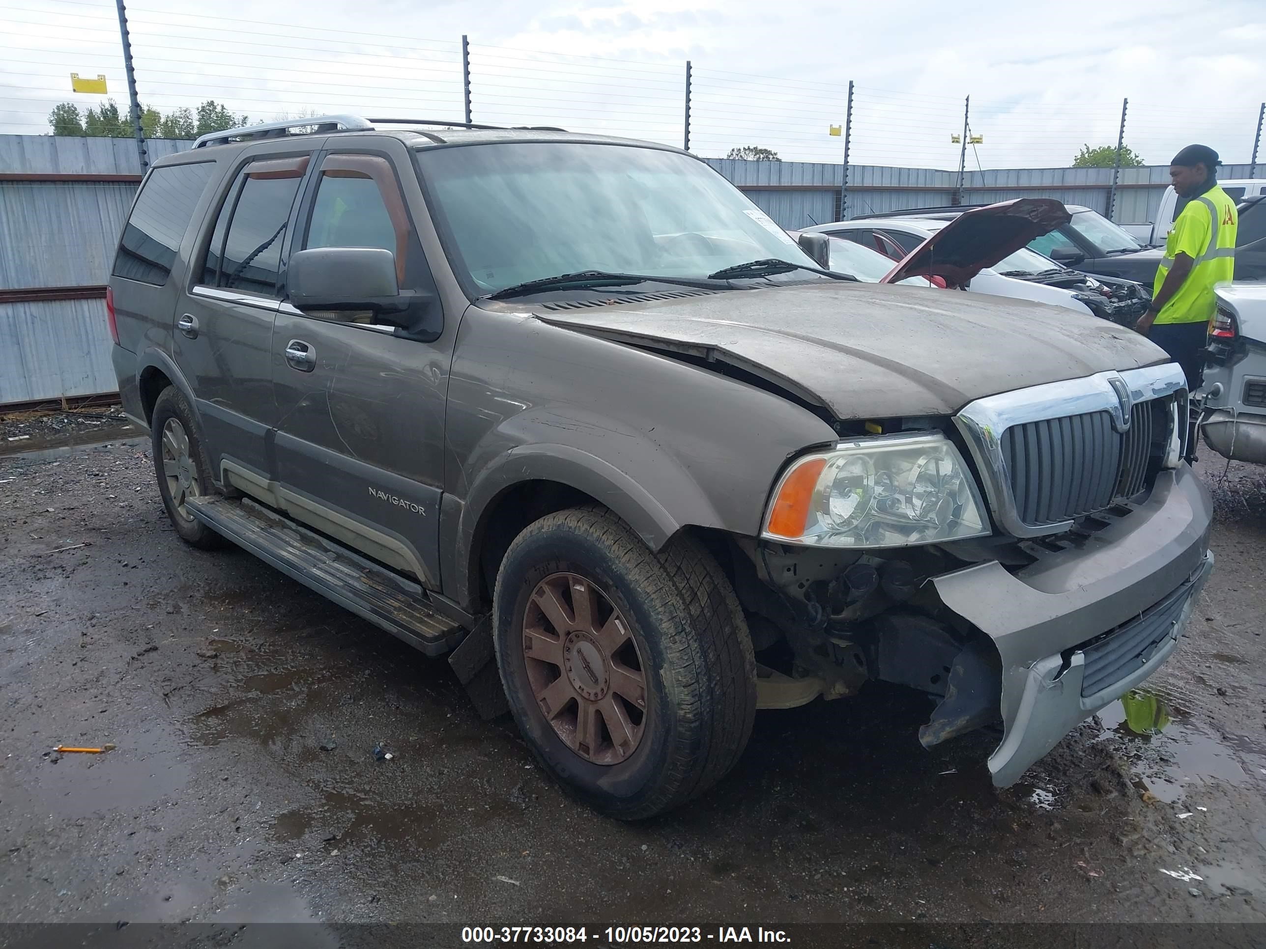 LINCOLN NAVIGATOR 2003 5lmfu27r03lj43007