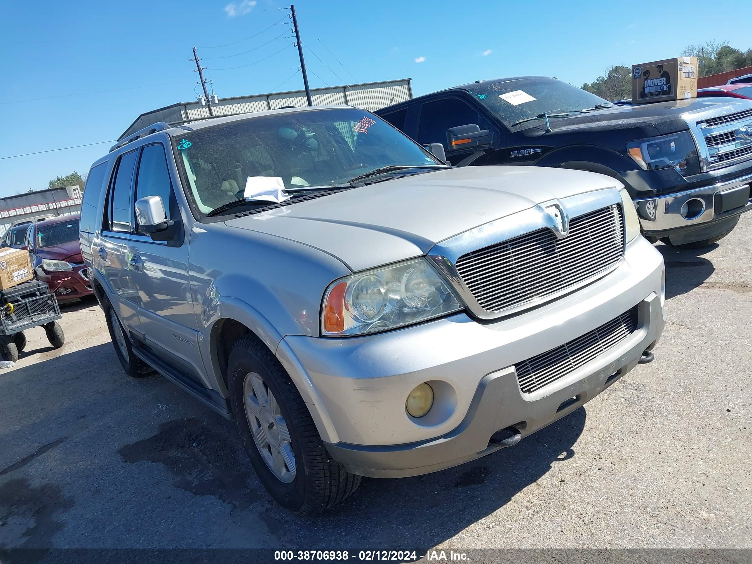 LINCOLN NAVIGATOR 2003 5lmfu27r93lj37223