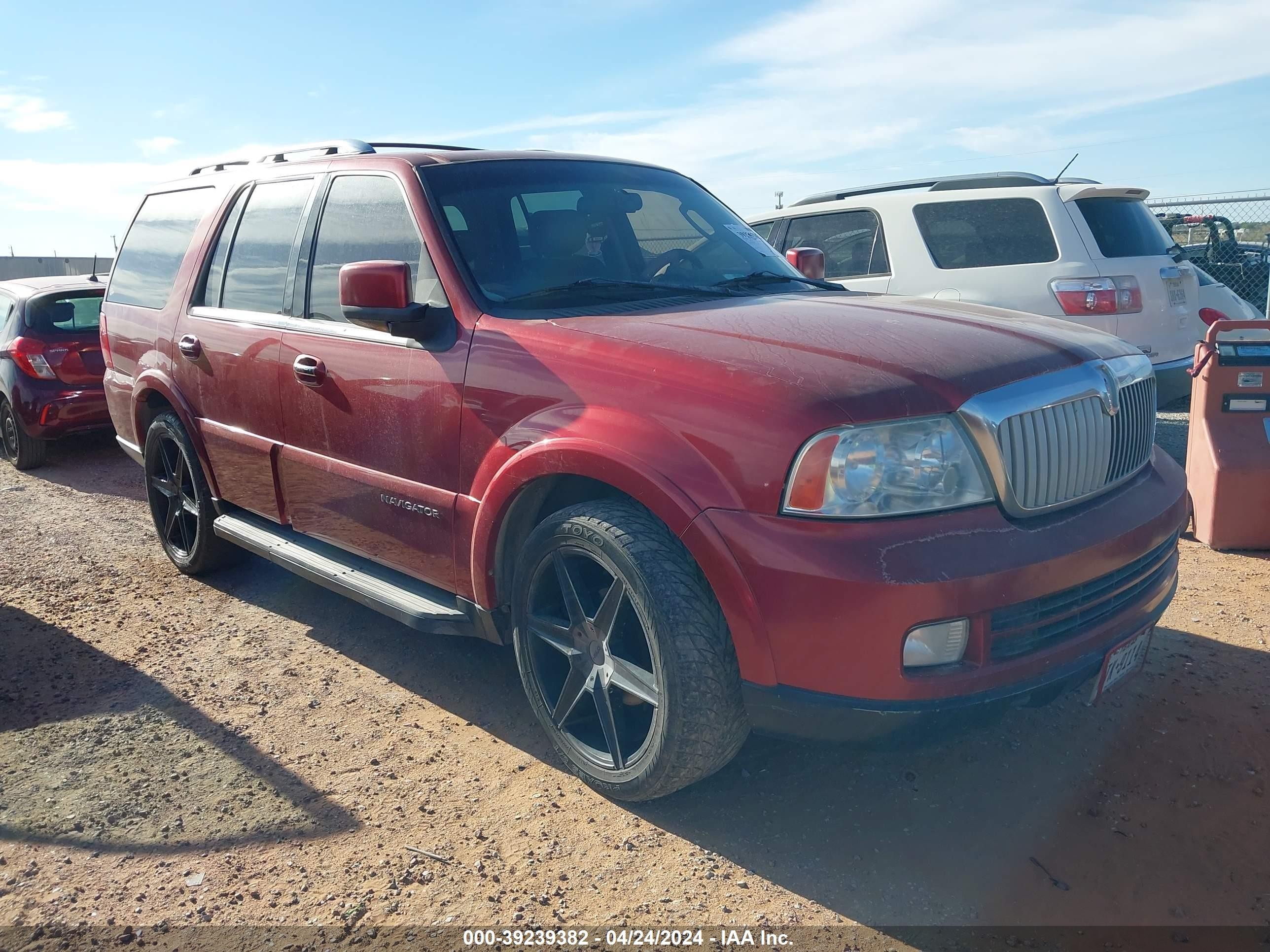 LINCOLN NAVIGATOR 2005 5lmfu28565lj09846