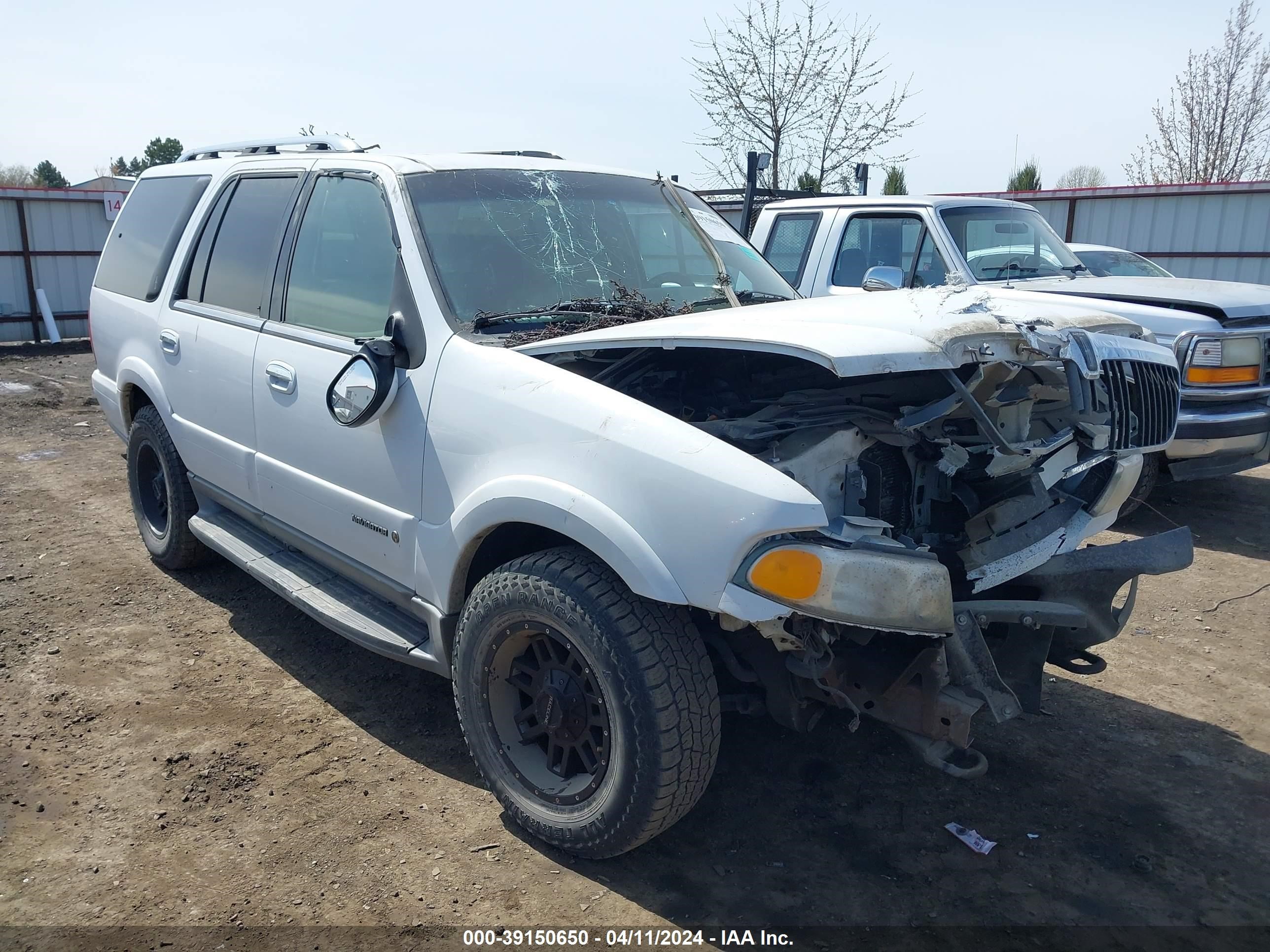 LINCOLN NAVIGATOR 2001 5lmfu28a21lj03260