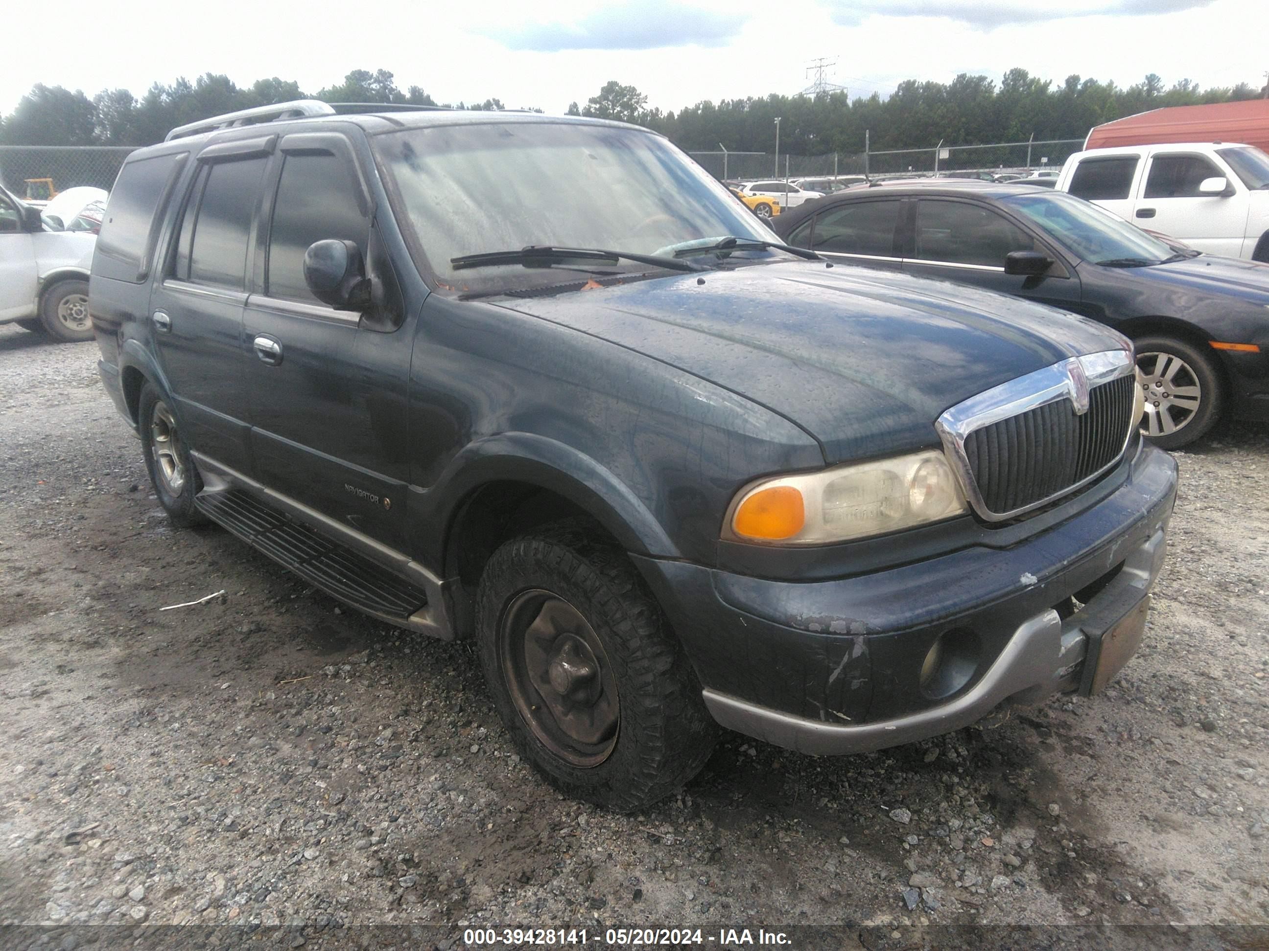 LINCOLN NAVIGATOR 2000 5lmfu28a2ylj31263