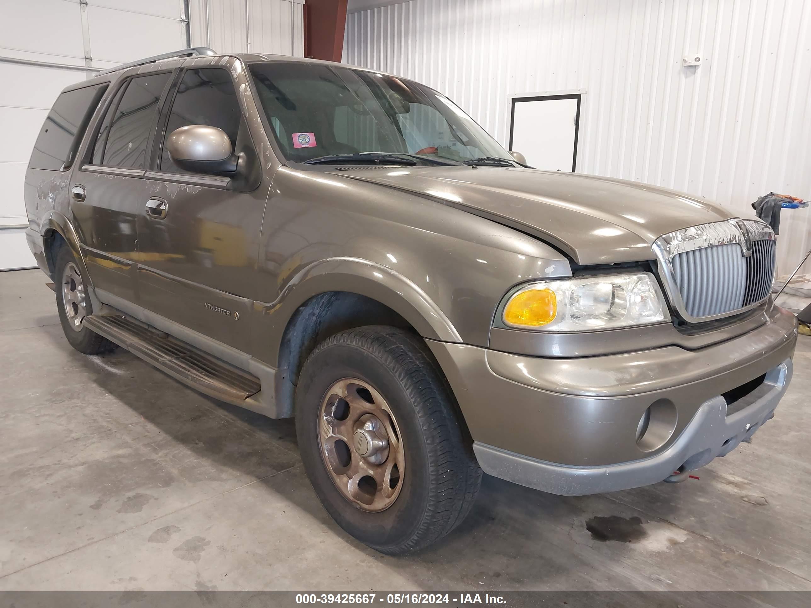 LINCOLN NAVIGATOR 2001 5lmfu28a61lj02287