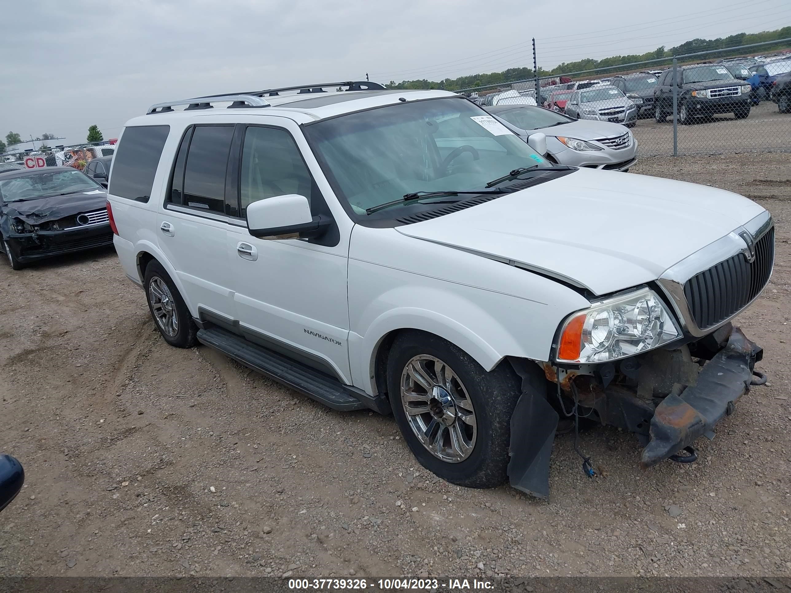 LINCOLN NAVIGATOR 2004 5lmfu28r04lj40530