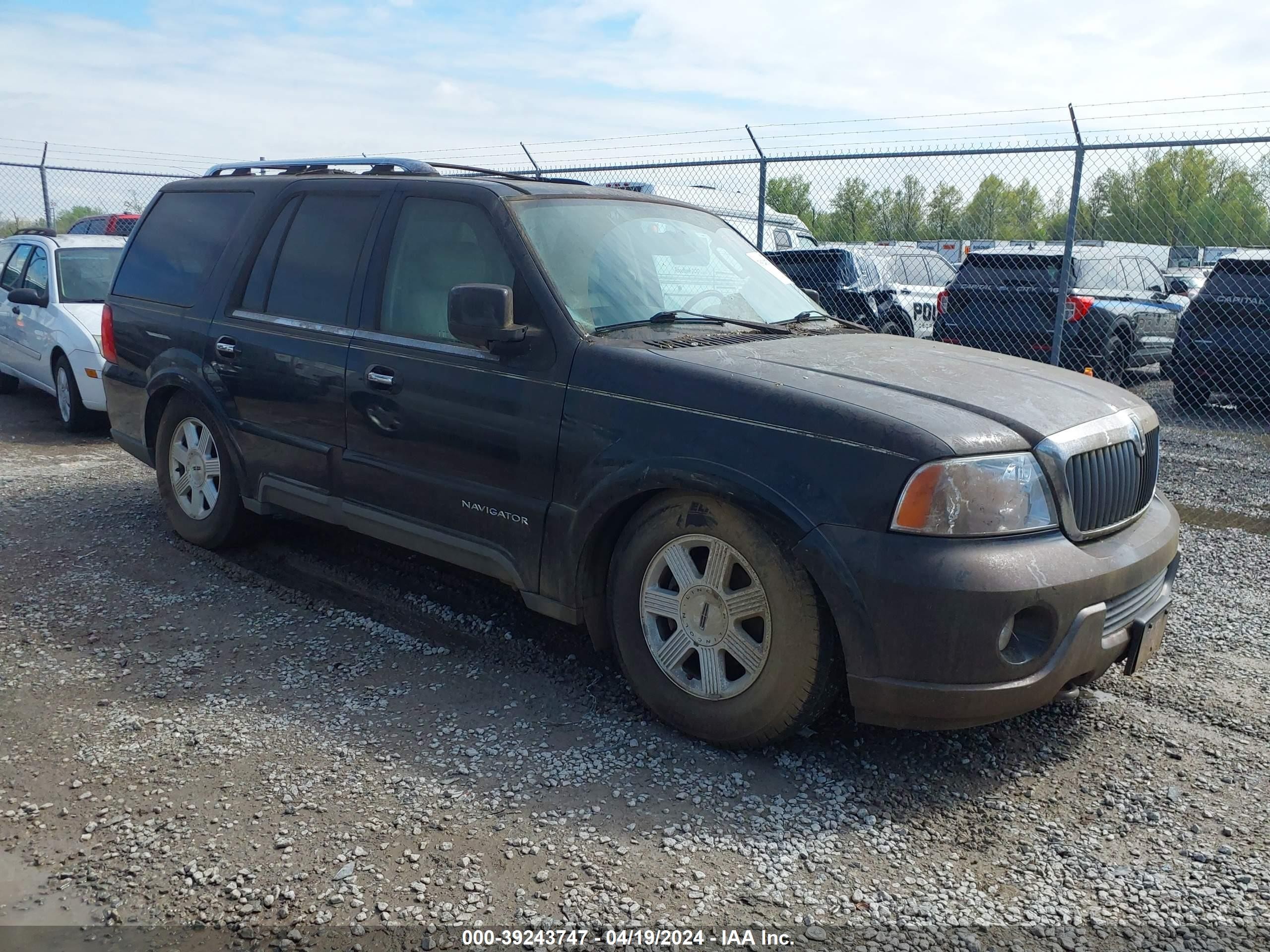 LINCOLN NAVIGATOR 2003 5lmfu28r13lj45721