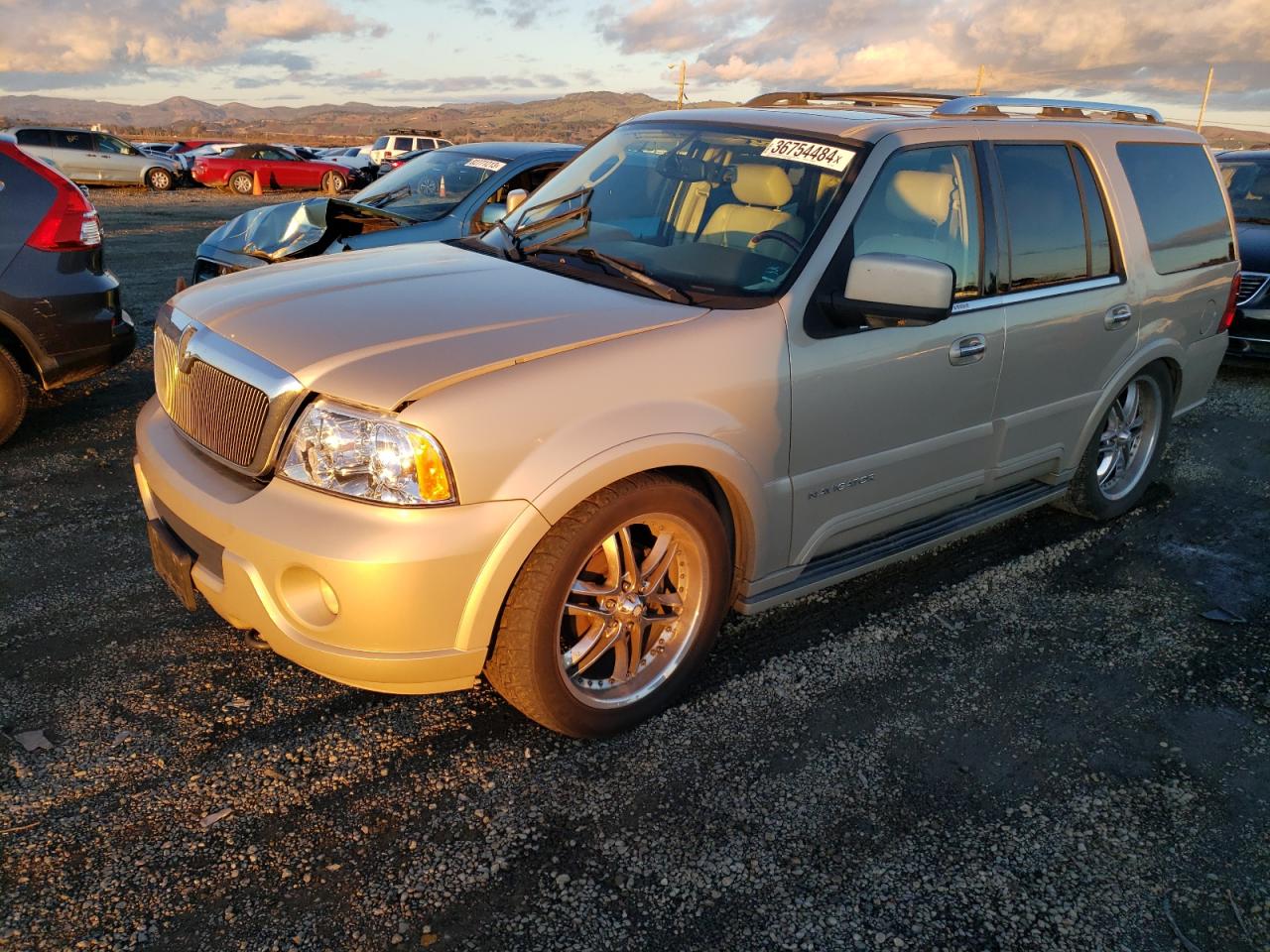 LINCOLN NAVIGATOR 2004 5lmfu28r14lj24384