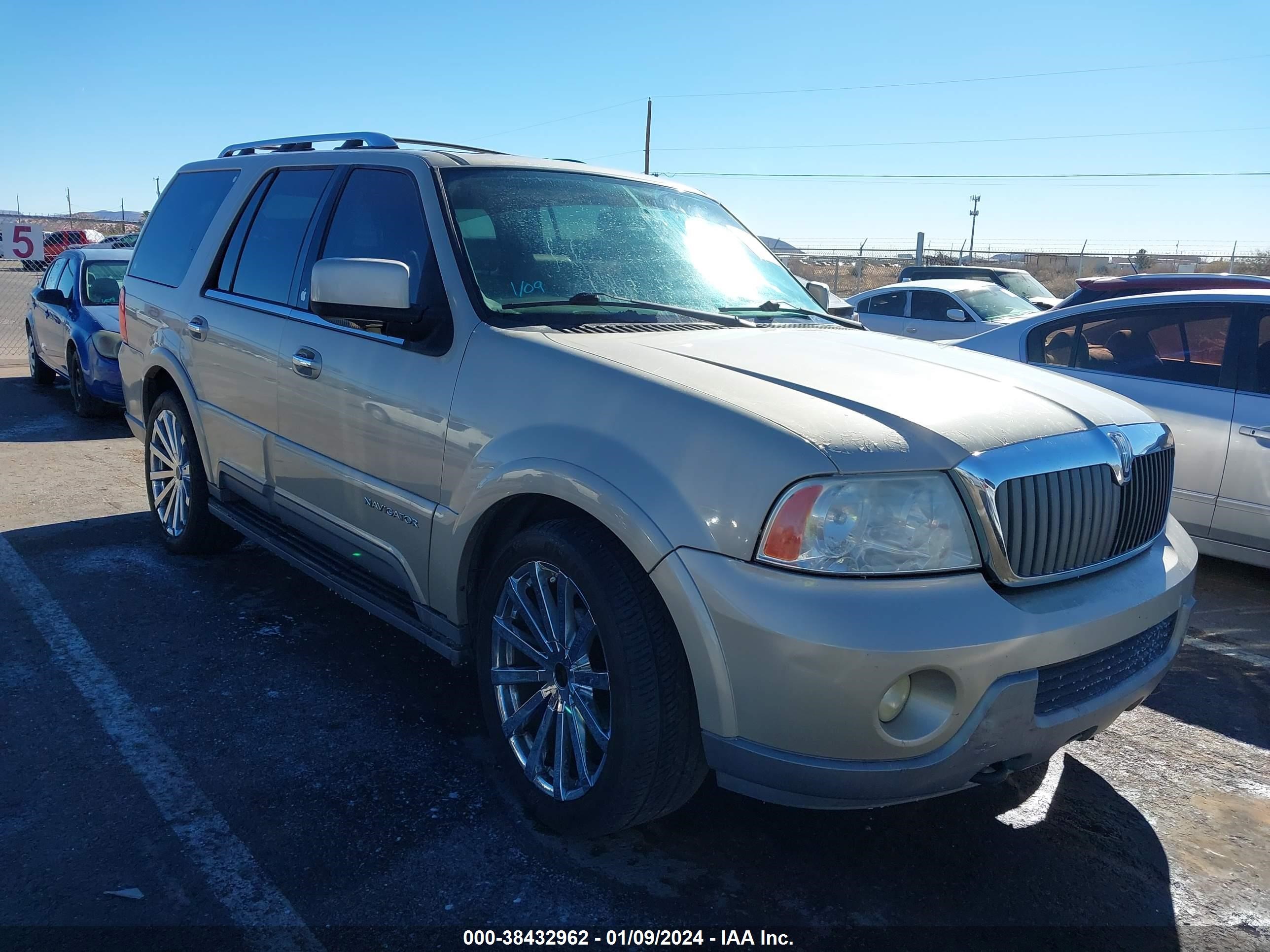 LINCOLN NAVIGATOR 2004 5lmfu28r24lj40982