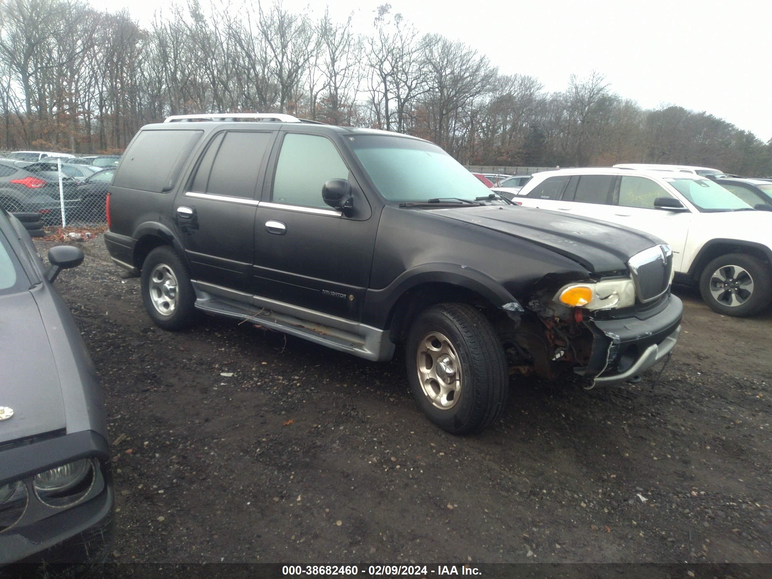 LINCOLN NAVIGATOR 2002 5lmfu28r32lj11732