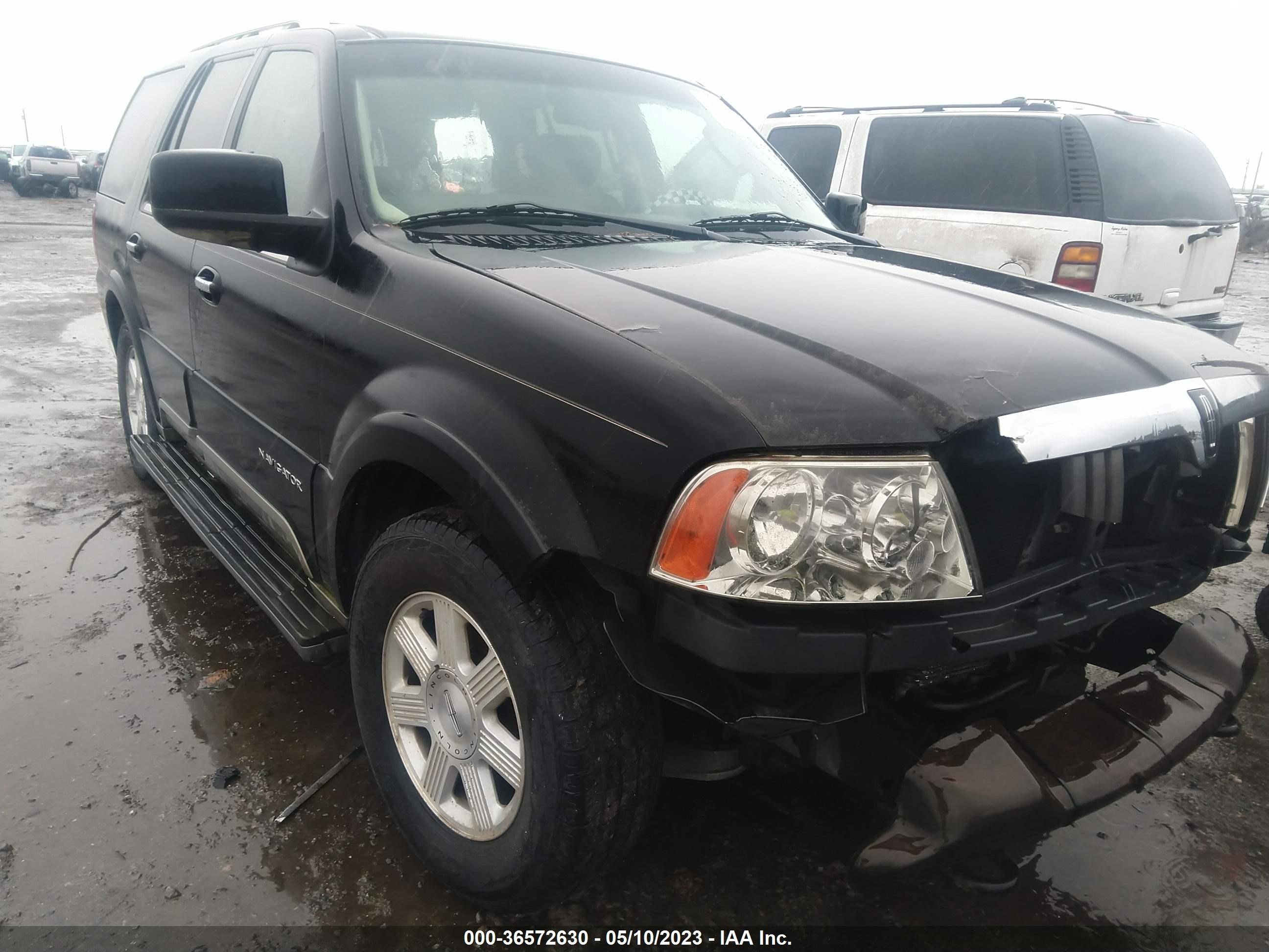 LINCOLN NAVIGATOR 2003 5lmfu28r53lj09045