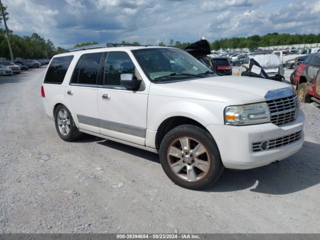 LINCOLN NAVIGATOR 2011 5lmjj2h58bej06322