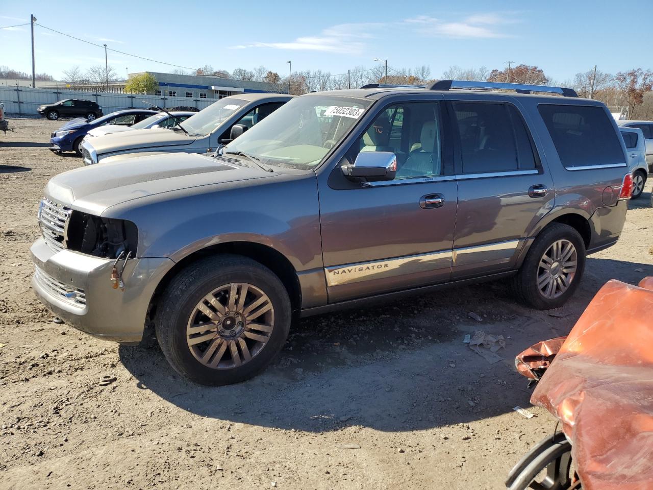 LINCOLN NAVIGATOR 2011 5lmjj2j54bej10006