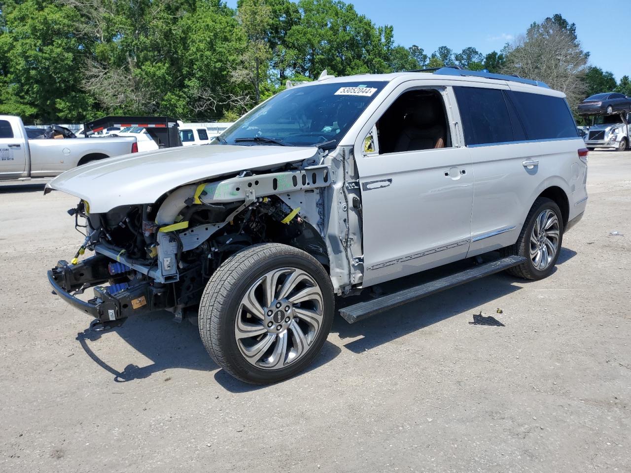 LINCOLN NAVIGATOR 2023 5lmjj2lg8pel04852