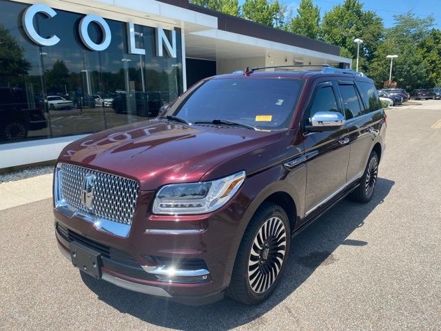 LINCOLN NAVIGATOR 2019 5lmjj2tt8kel10866