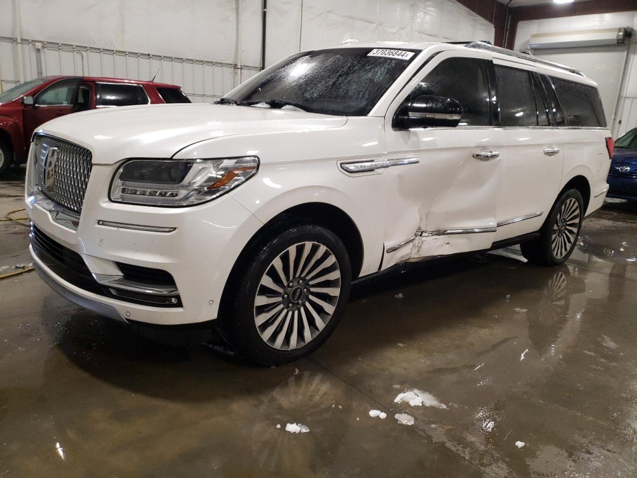 LINCOLN NAVIGATOR 2019 5lmjj3lt2kel16409