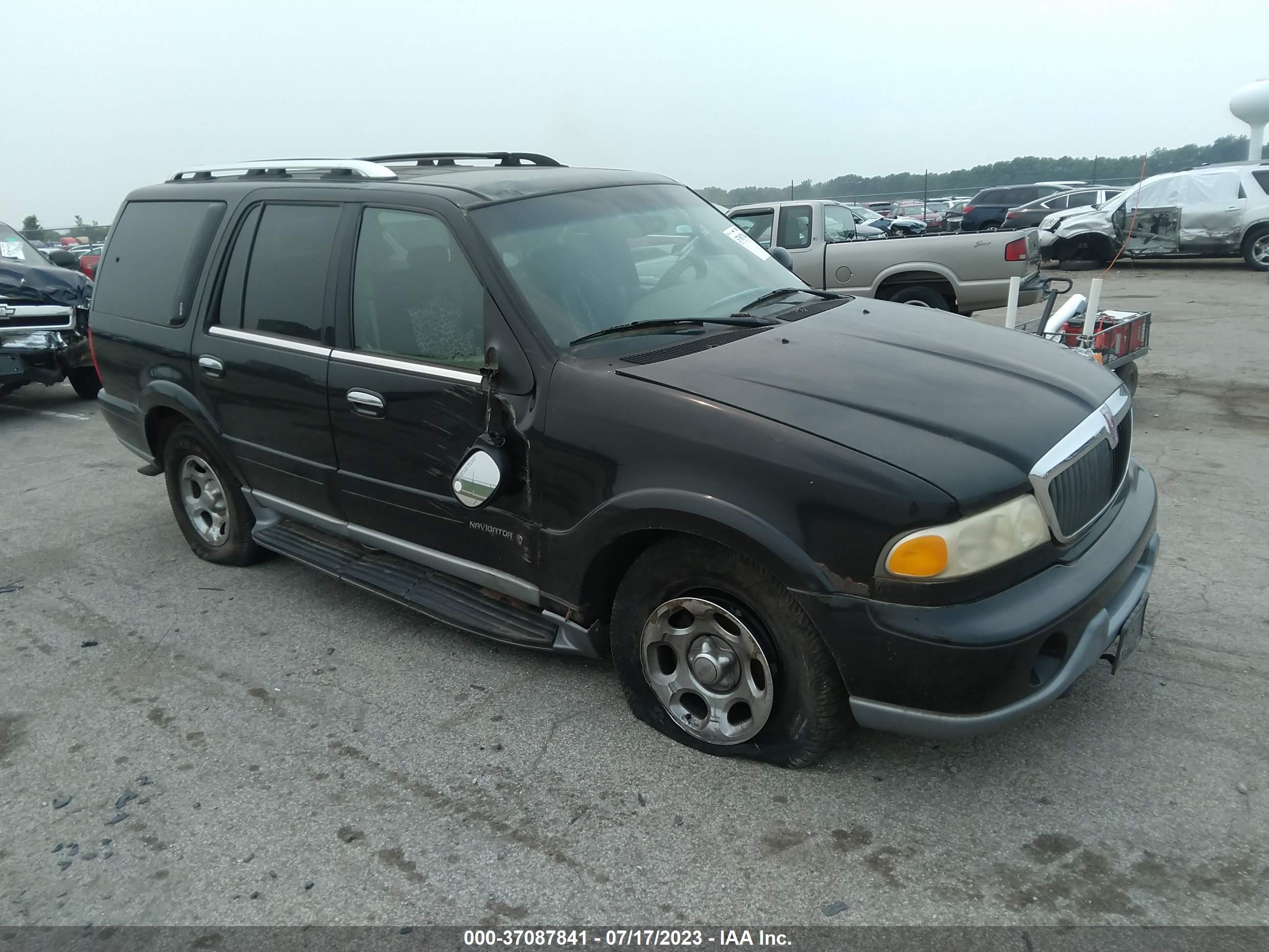 LINCOLN NAVIGATOR 2000 5lmpu28a0ylj03269