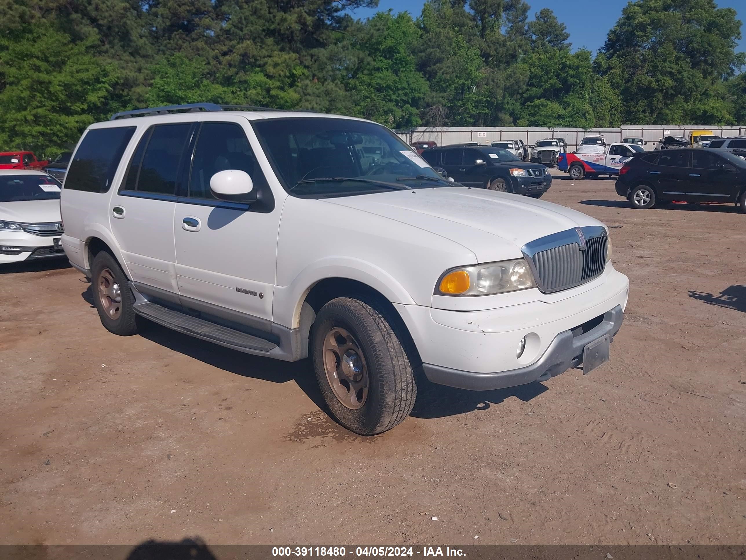 LINCOLN NAVIGATOR 2000 5lmpu28a1ylj15480