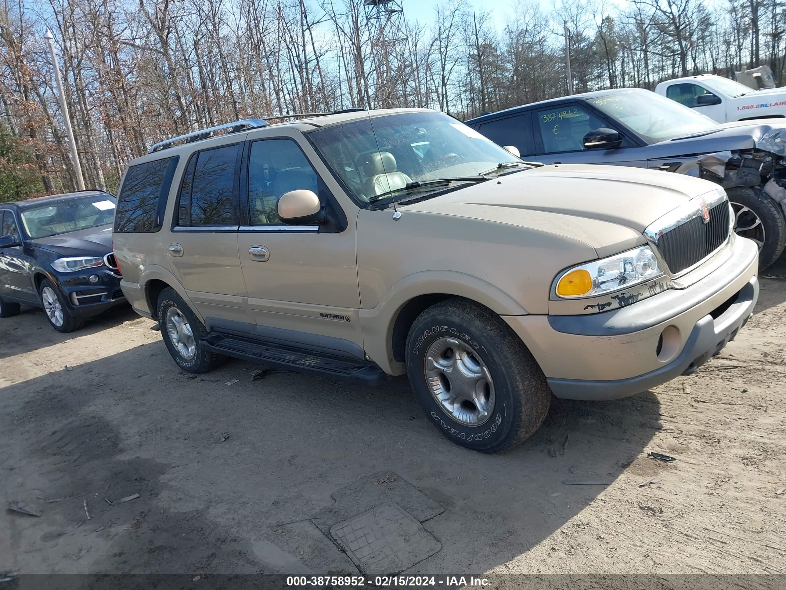 LINCOLN NAVIGATOR 1999 5lmpu28l4xlj13383