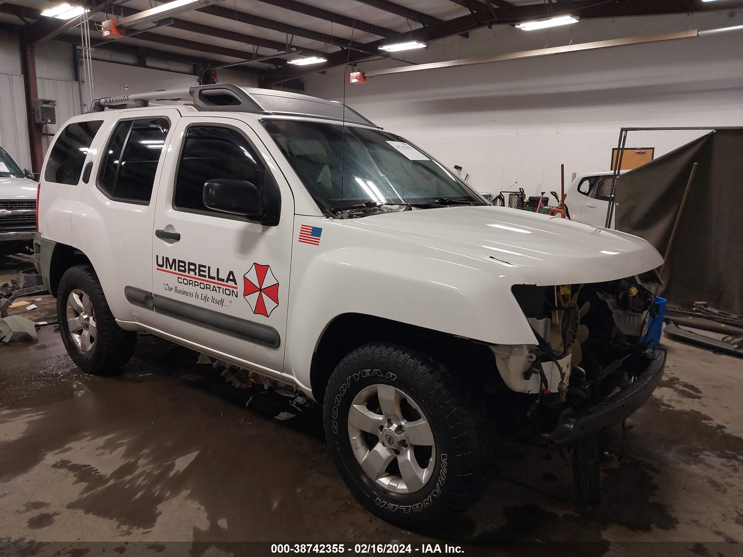 NISSAN XTERRA 2013 5n1an0nw7dn810572