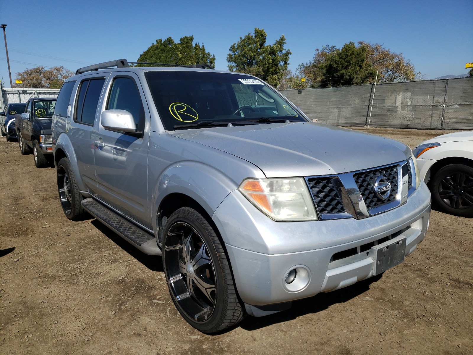 NISSAN PATHFINDER 2005 5n1ar18u05c778324