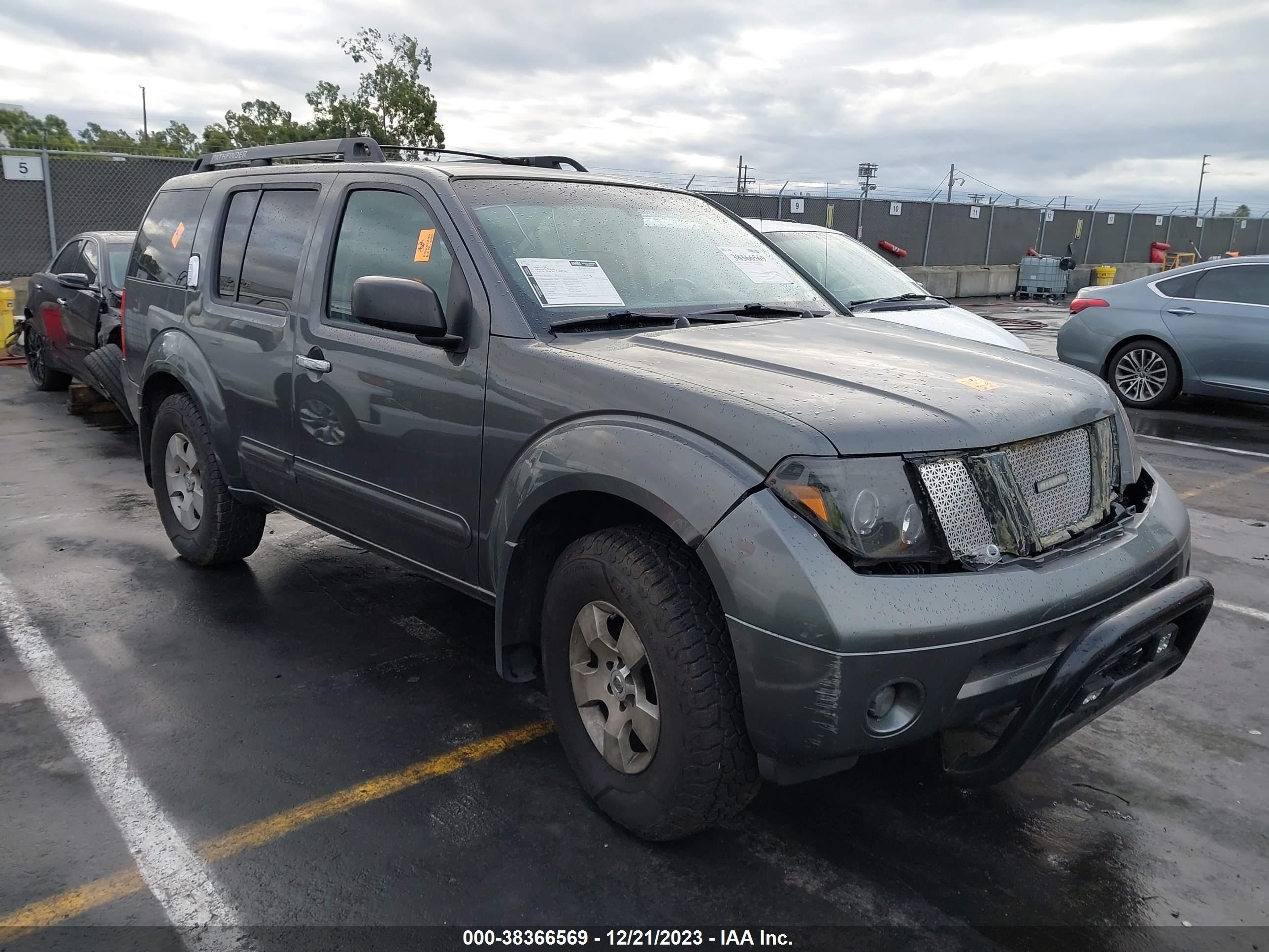 NISSAN PATHFINDER 2006 5n1ar18u26c612100