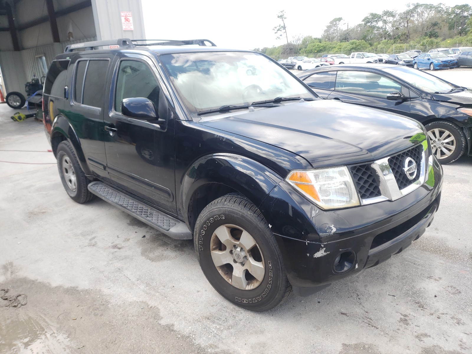 NISSAN PATHFINDER 2006 5n1ar18u36c610727