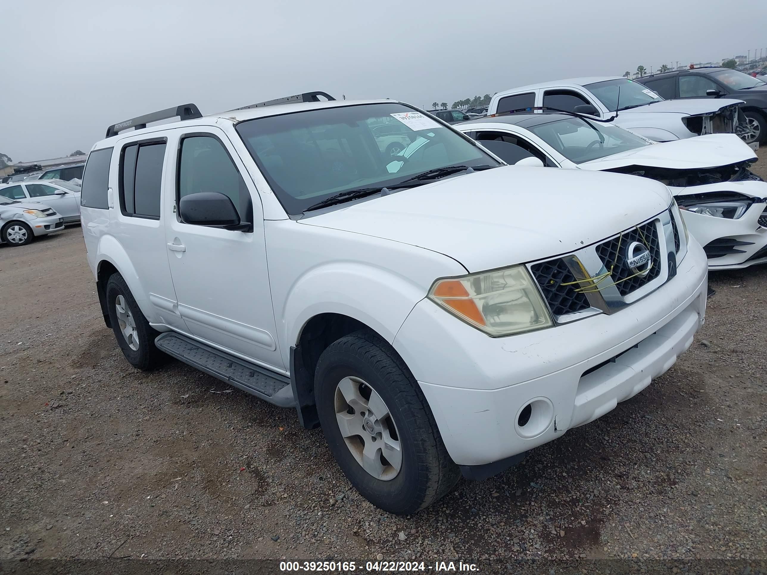 NISSAN PATHFINDER 2005 5n1ar18u75c746440