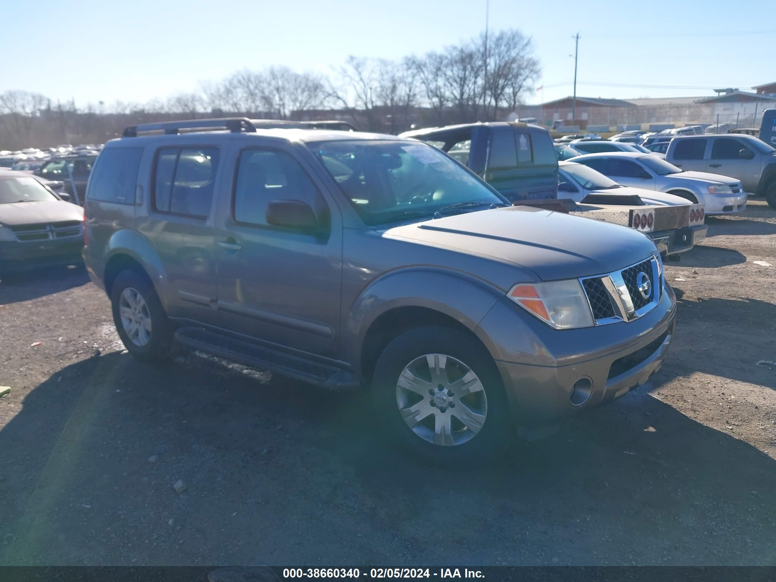 NISSAN PATHFINDER 2005 5n1ar18u95c712550