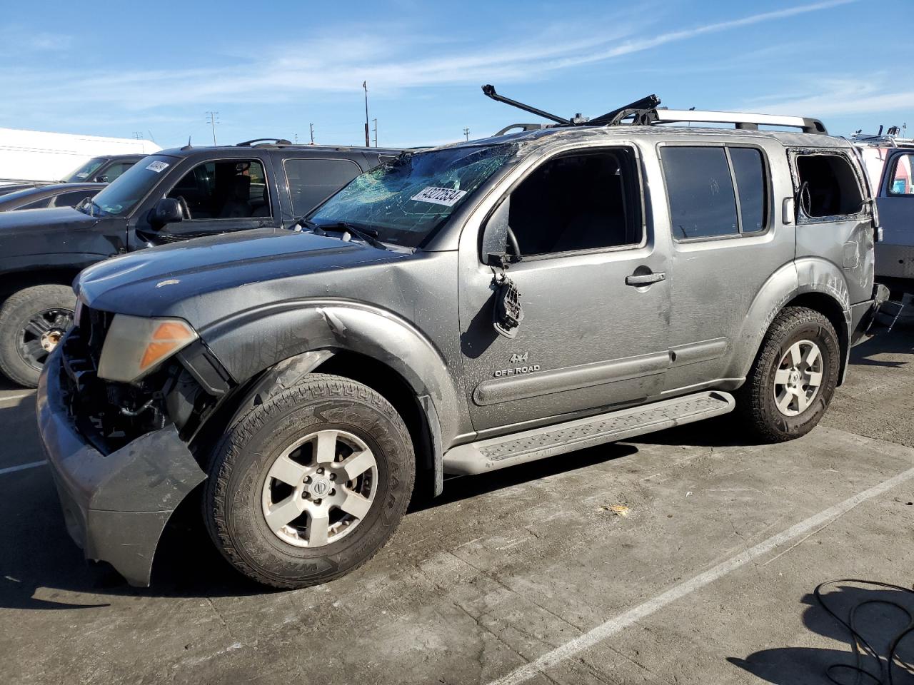 NISSAN PATHFINDER 2005 5n1ar18w15c737850