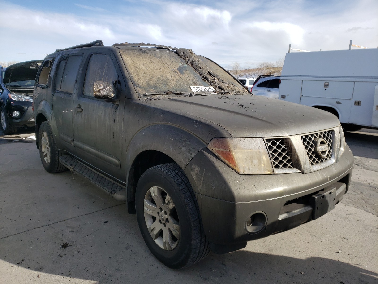 NISSAN PATHFINDER 2005 5n1ar18w25c756245