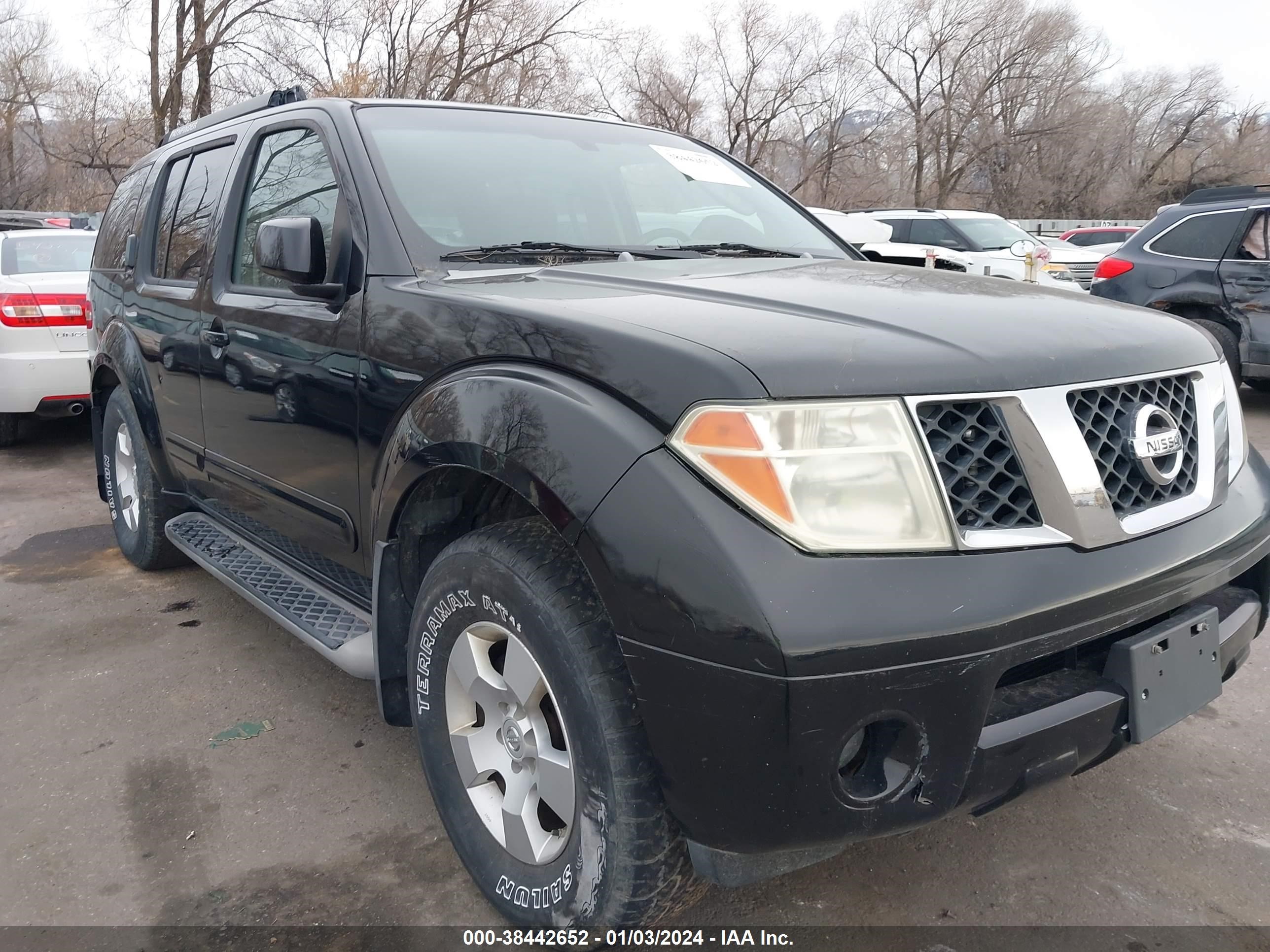 NISSAN PATHFINDER 2005 5n1ar18w65c737360