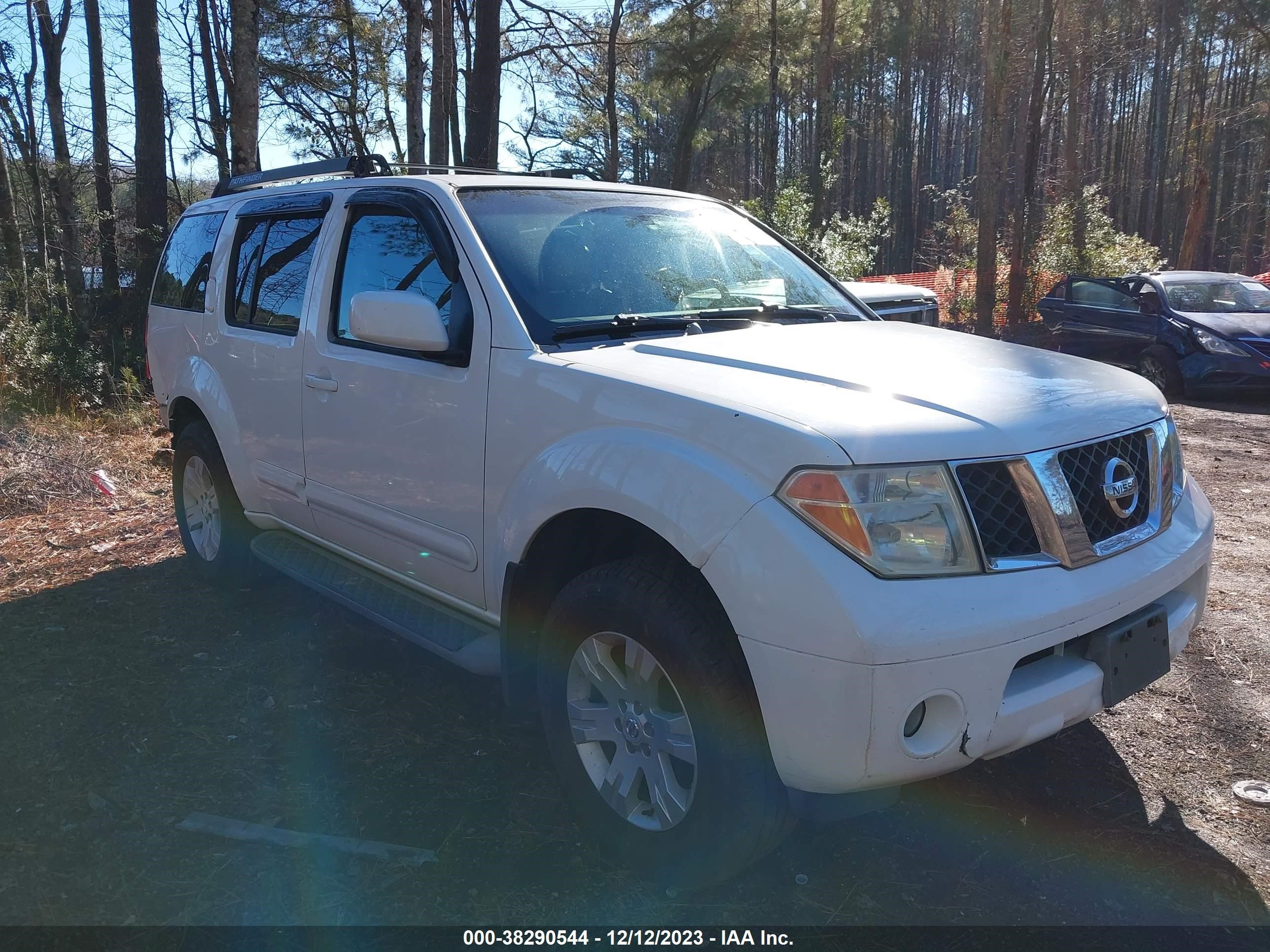 NISSAN PATHFINDER 2005 5n1ar18w75c742065