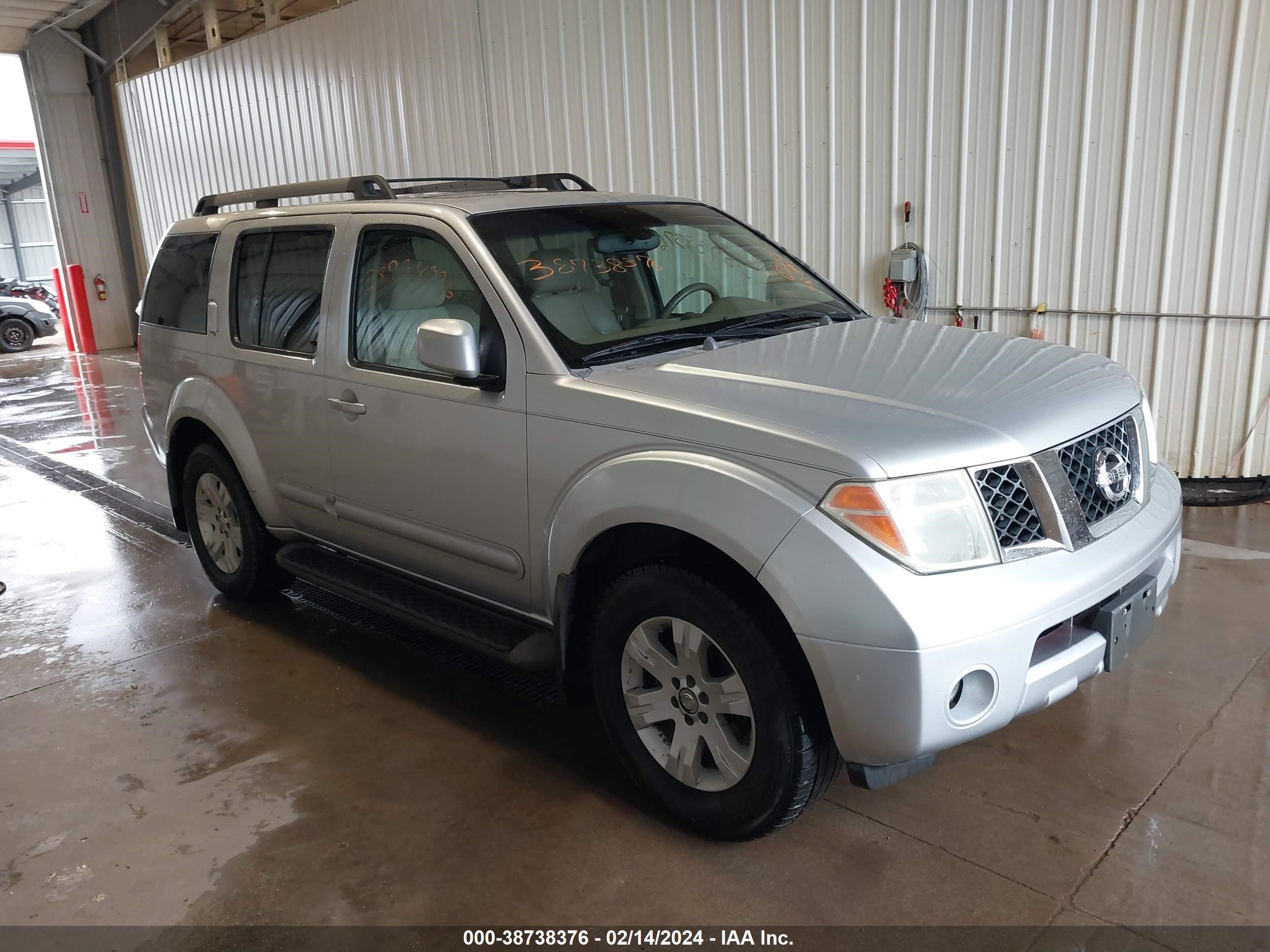 NISSAN PATHFINDER 2005 5n1ar18wx5c726216