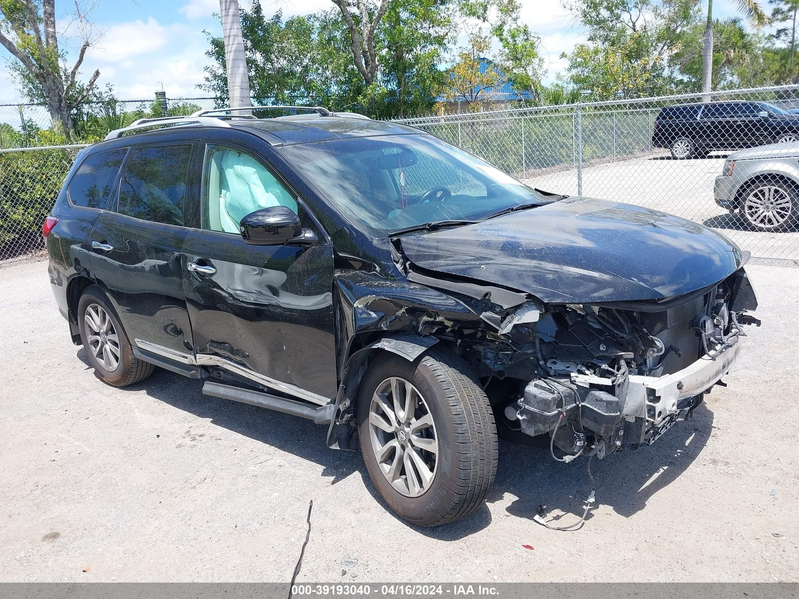 NISSAN PATHFINDER 2014 5n1ar2mm1ec609151