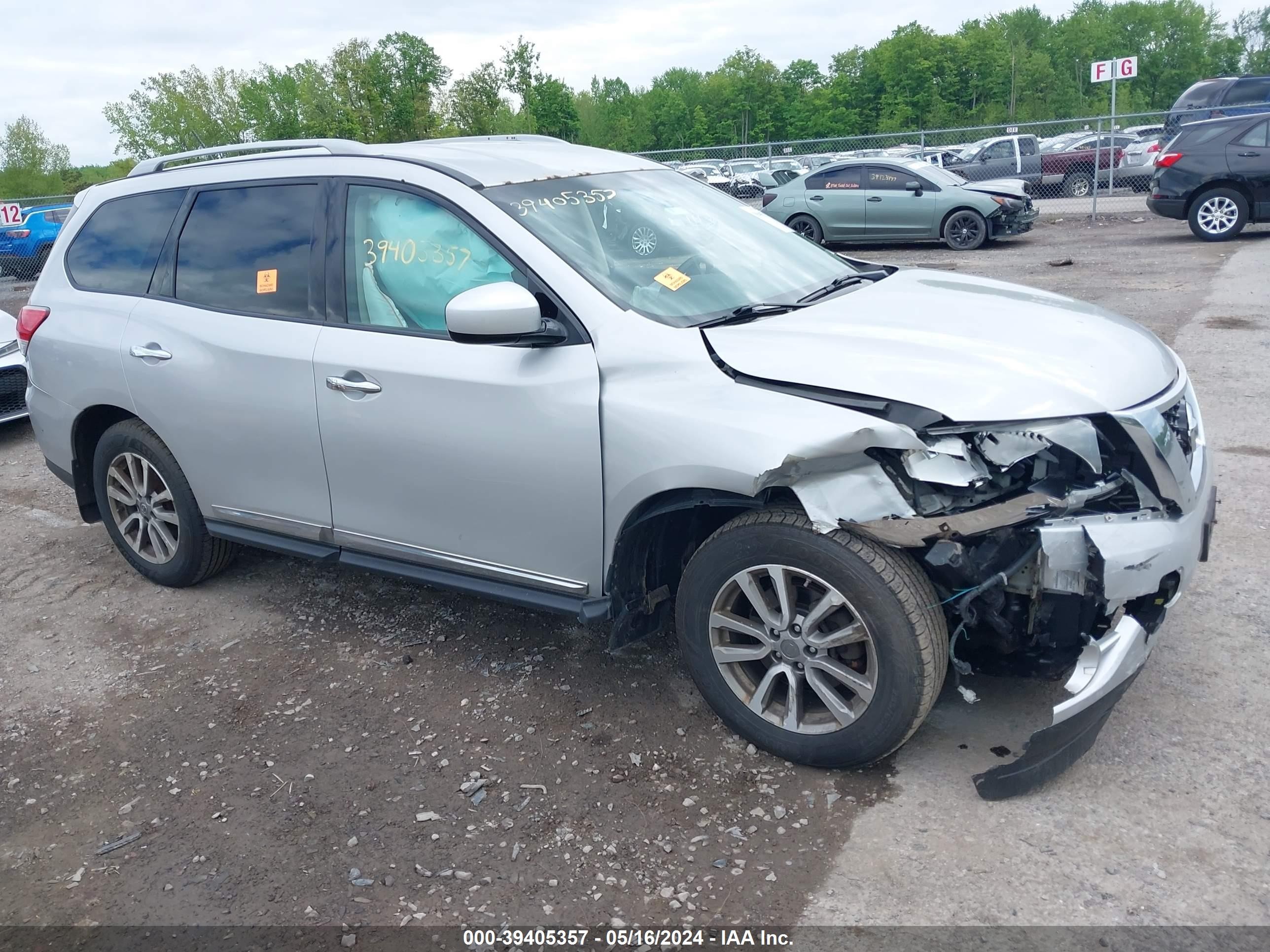 NISSAN PATHFINDER 2014 5n1ar2mm4ec733818