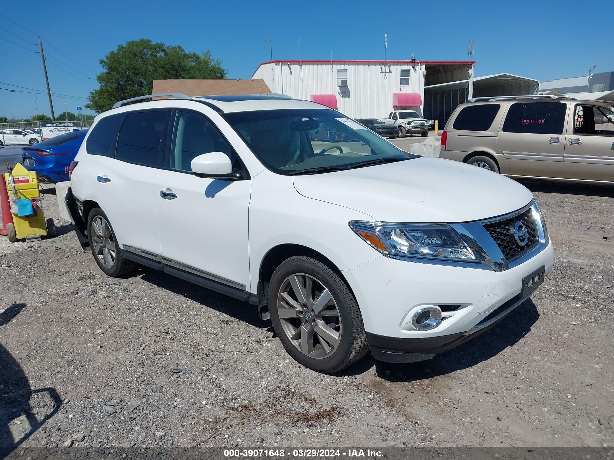 NISSAN PATHFINDER 2015 5n1ar2mm4fc612384