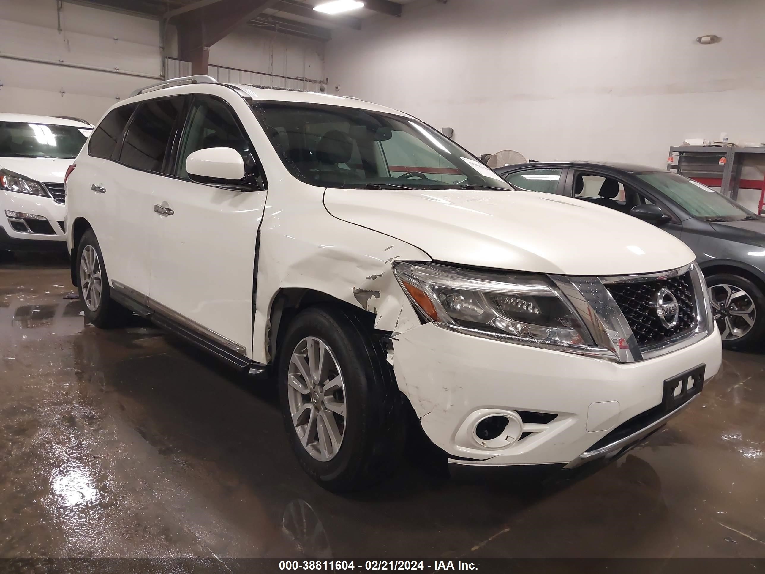 NISSAN PATHFINDER 2016 5n1ar2mm9gc625133