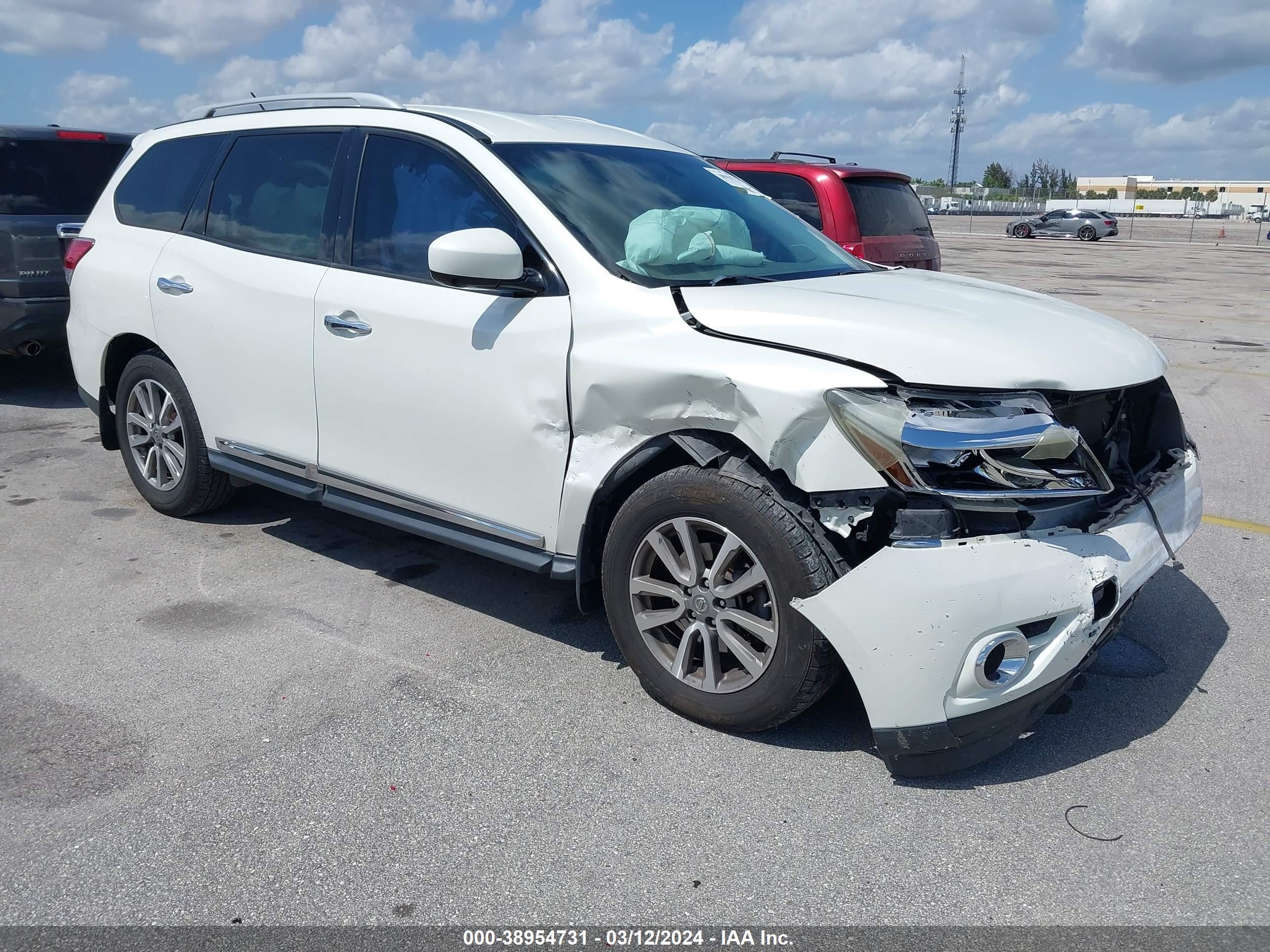 NISSAN PATHFINDER 2015 5n1ar2mn0fc636593