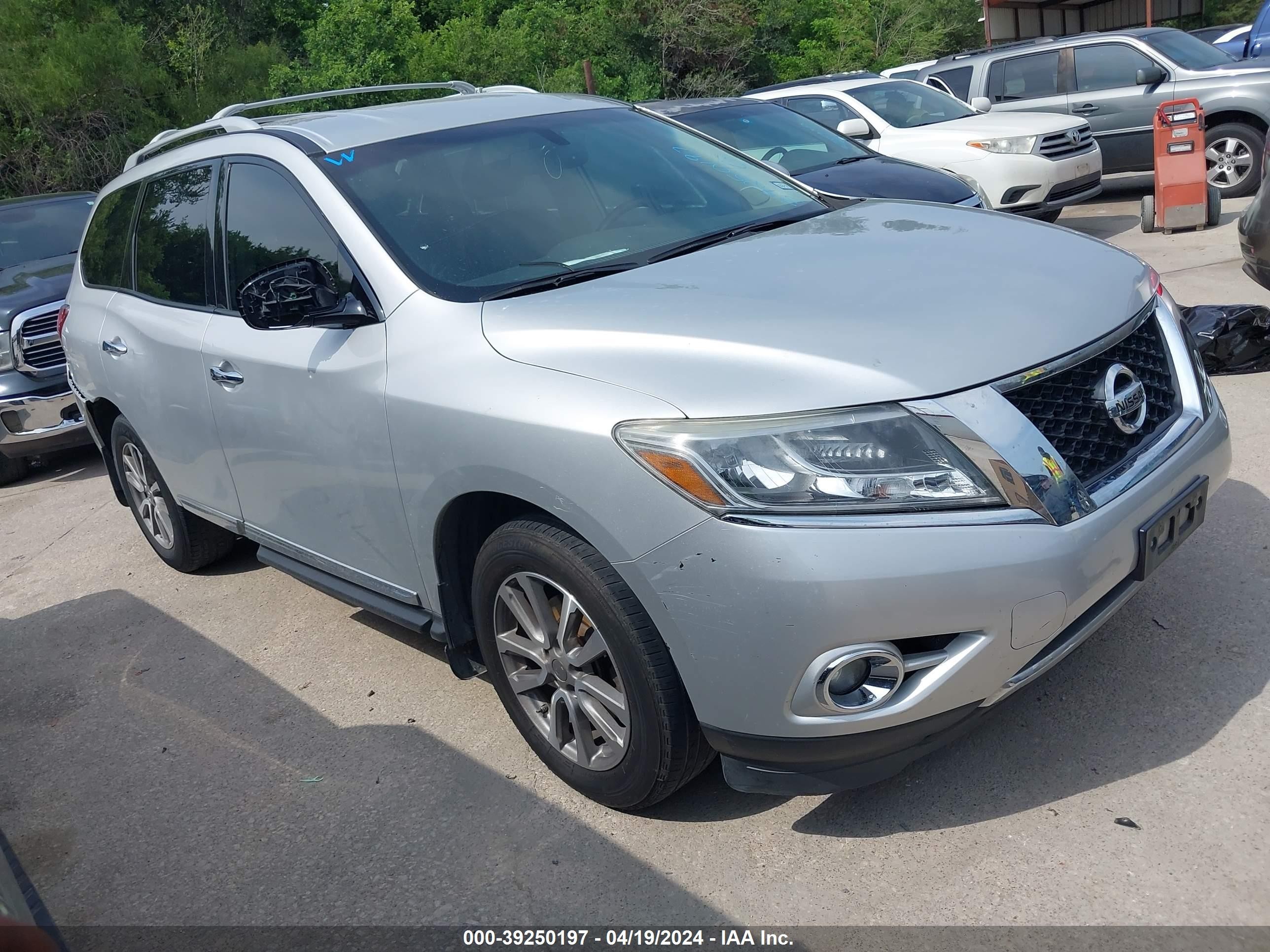 NISSAN PATHFINDER 2016 5n1ar2mn5gc623971