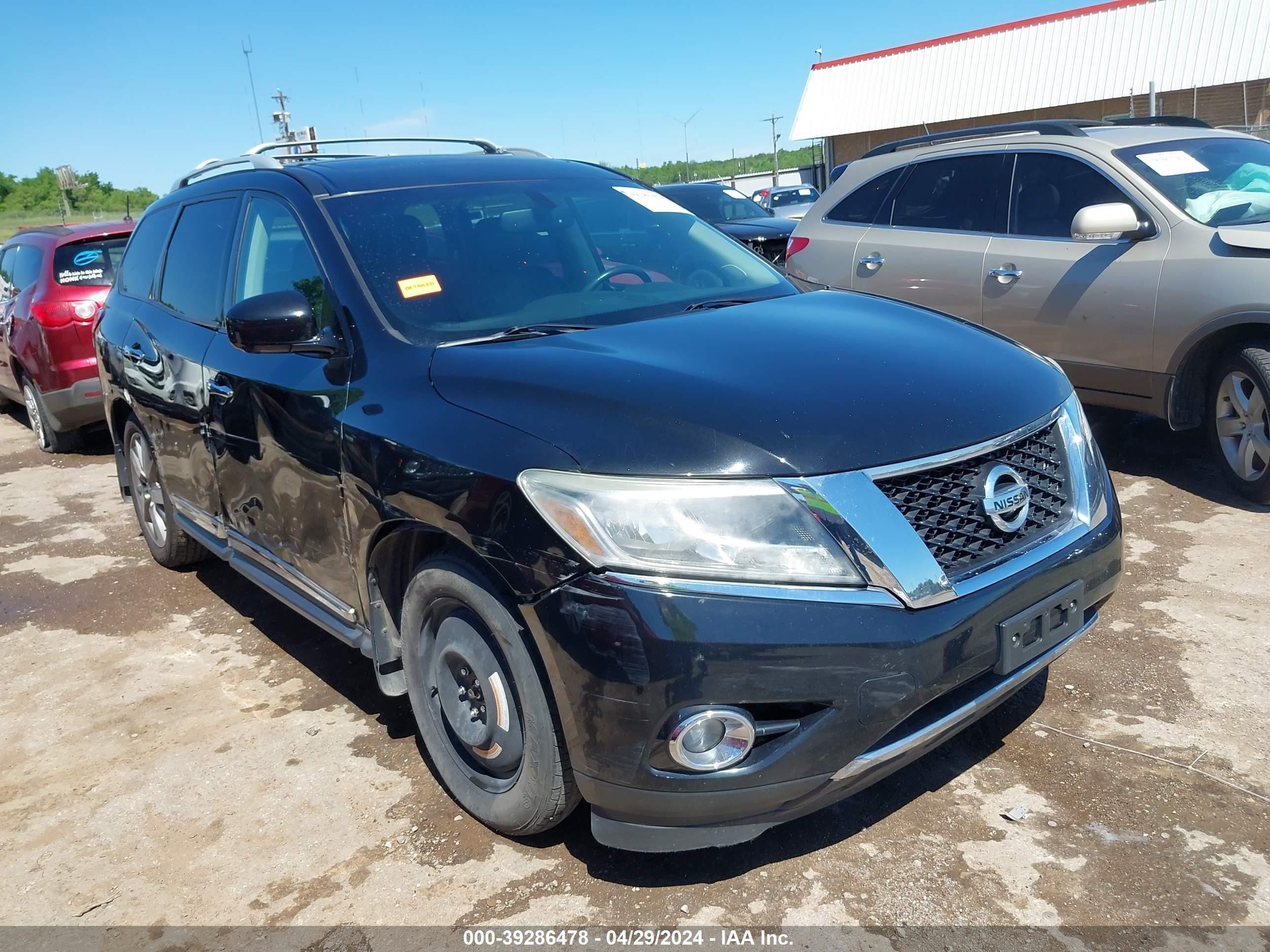 NISSAN PATHFINDER 2015 5n1ar2mn7fc701116