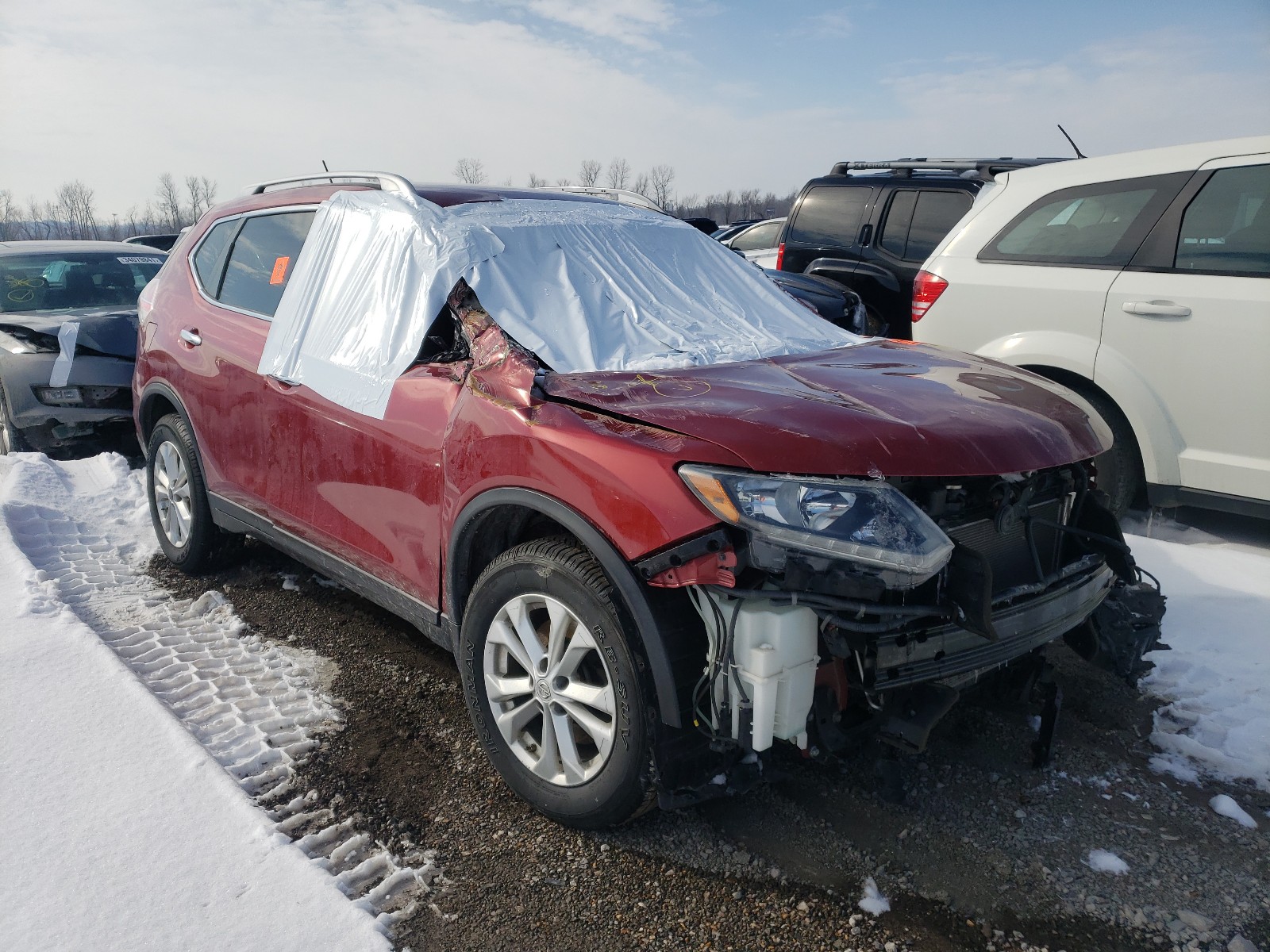 NISSAN ROGUE S 2015 5n1at2ml1fc888997