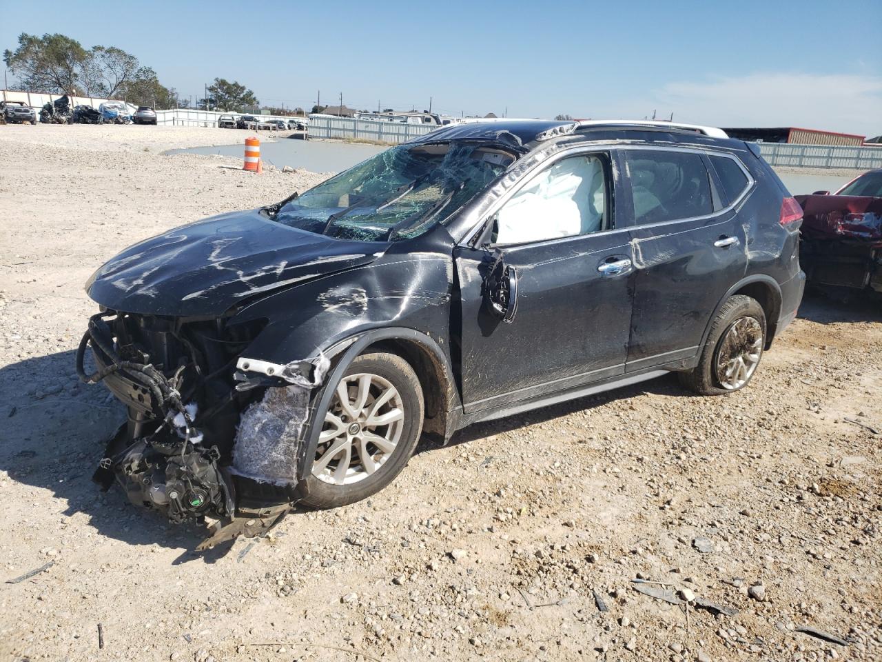 NISSAN ROGUE 2017 5n1at2mn2hc761860