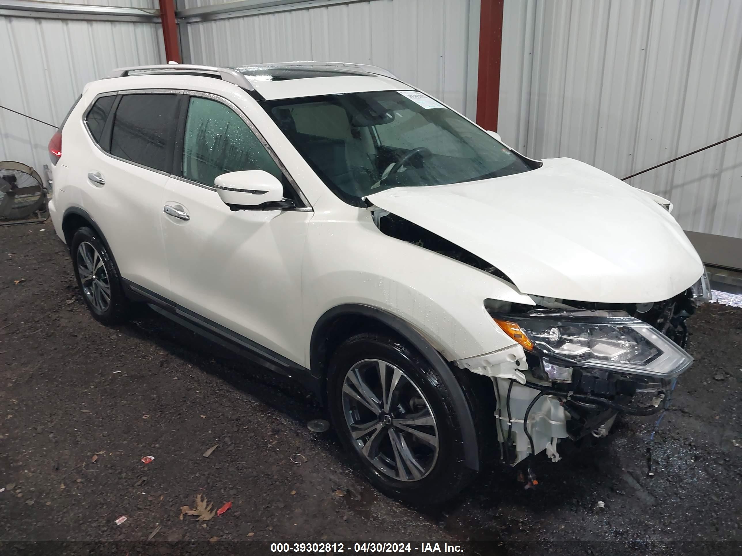 NISSAN ROGUE 2017 5n1at2mt0hc773164